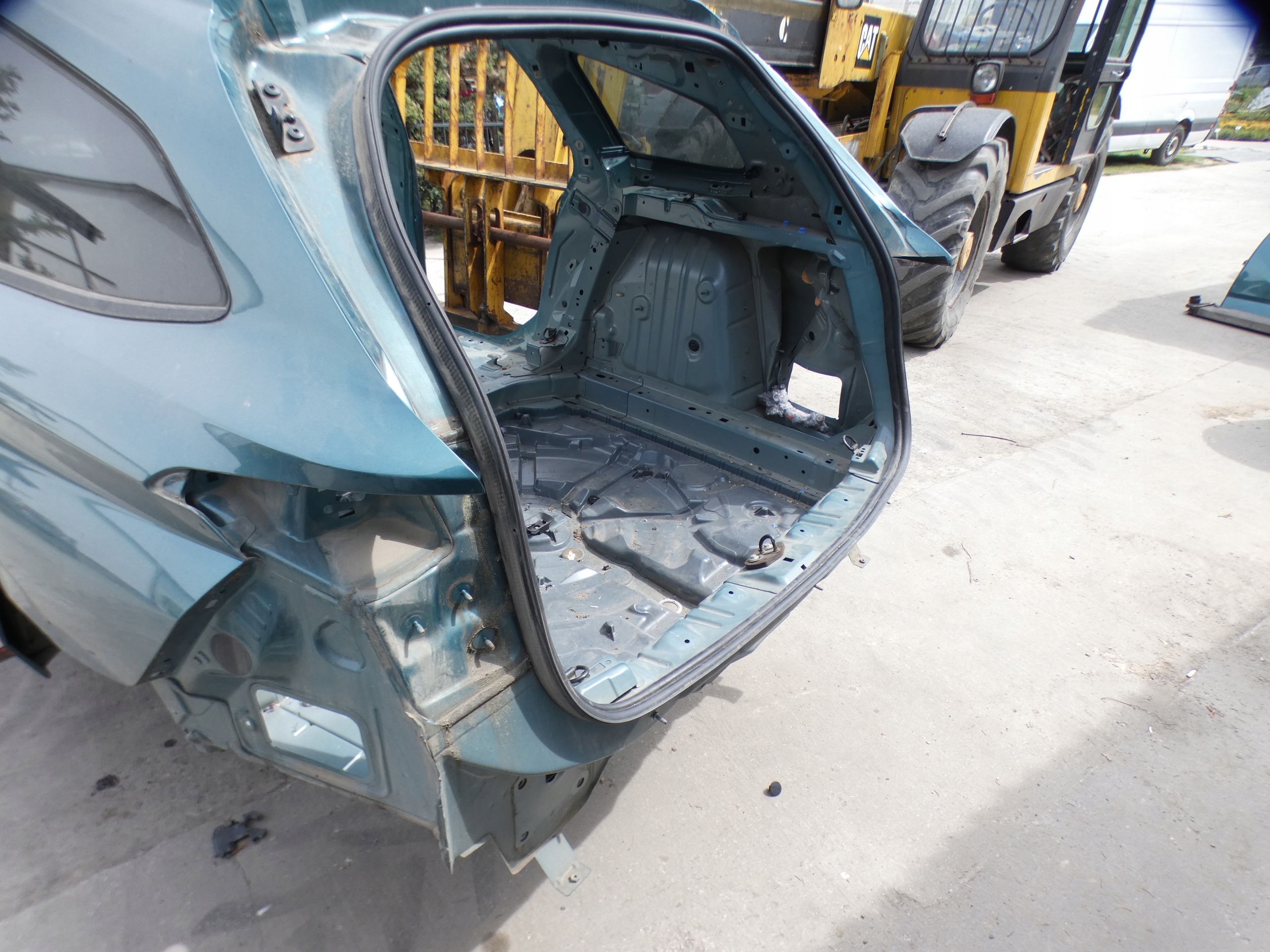 rear panel sump PEUGEOT 308 III T10 KOMBI EBK