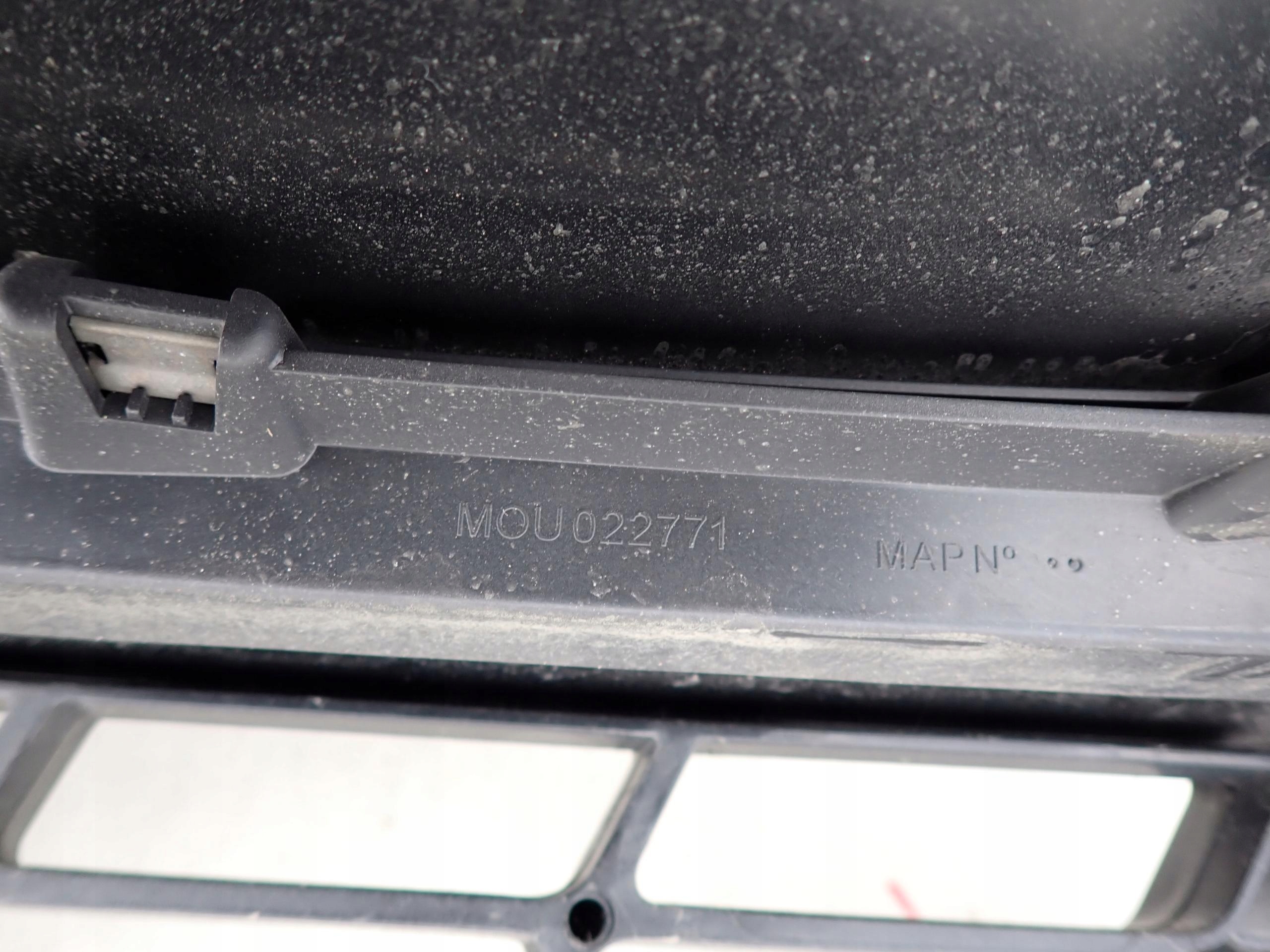 RENAULT TRAFIC III LIFT 19- grill grille radiator
