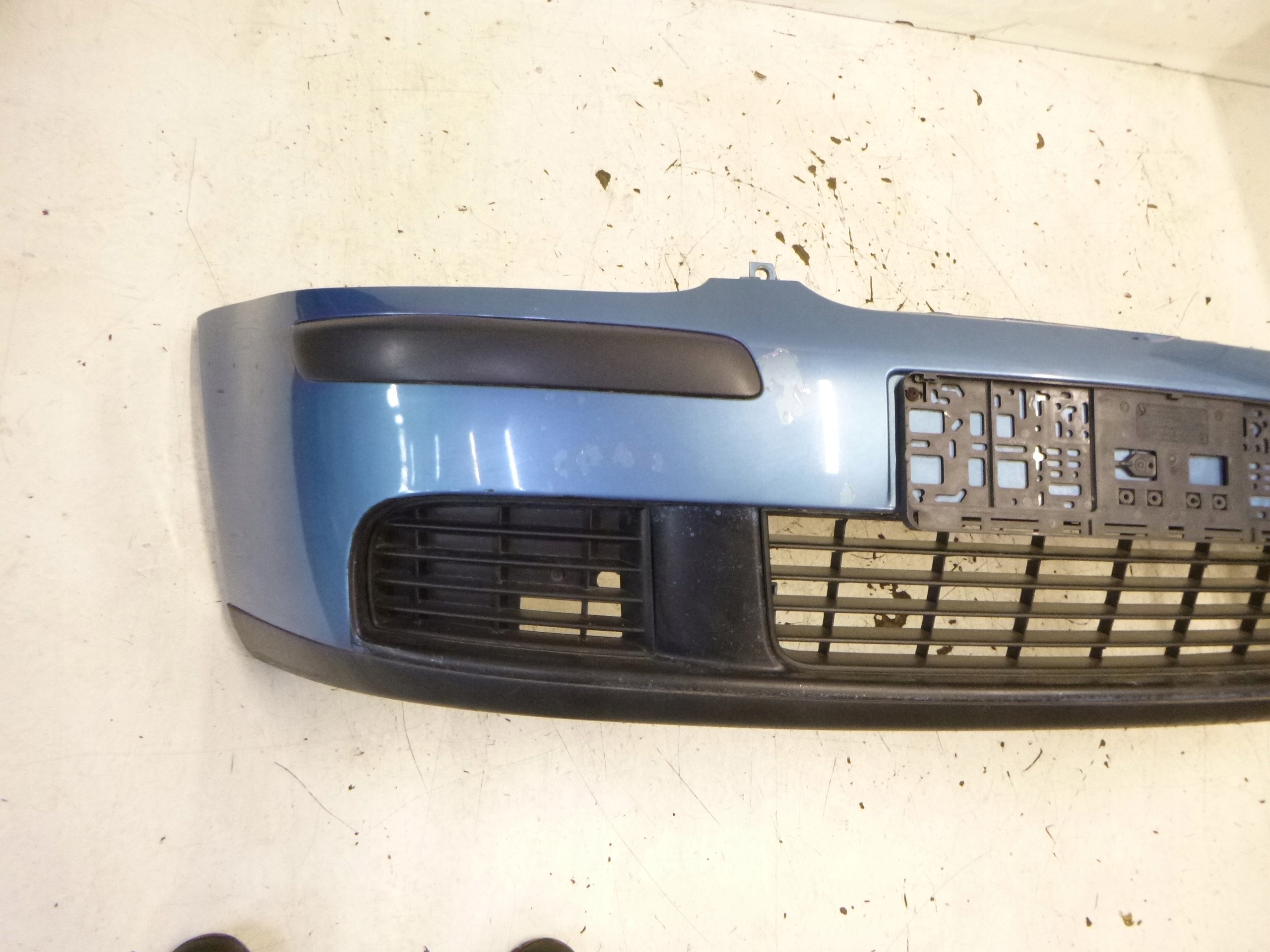 bumper front VW Golf V 2003-2008 LA5S 1K0807217M OE