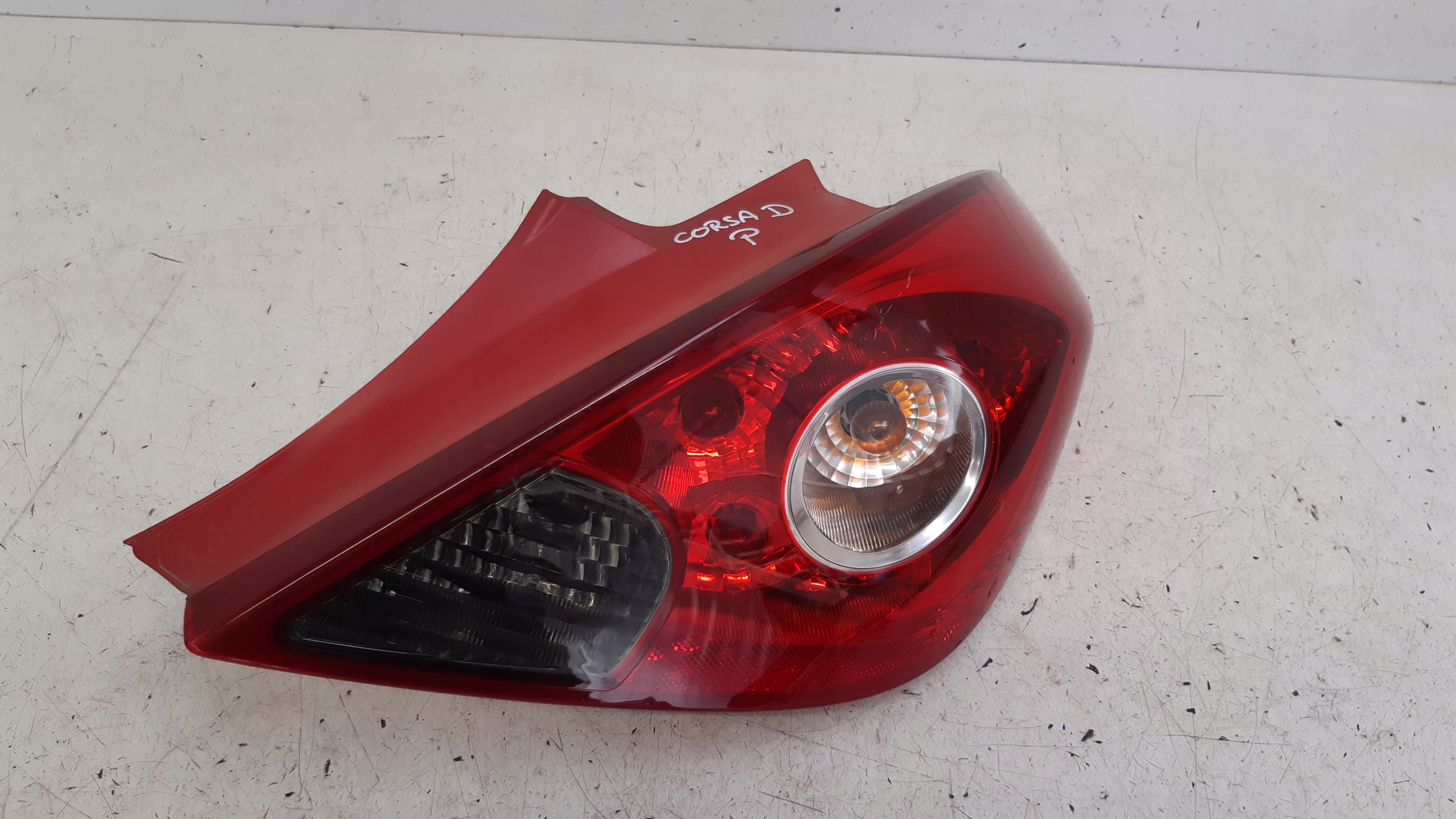 light right rear part 89316516 Opel Corsa D