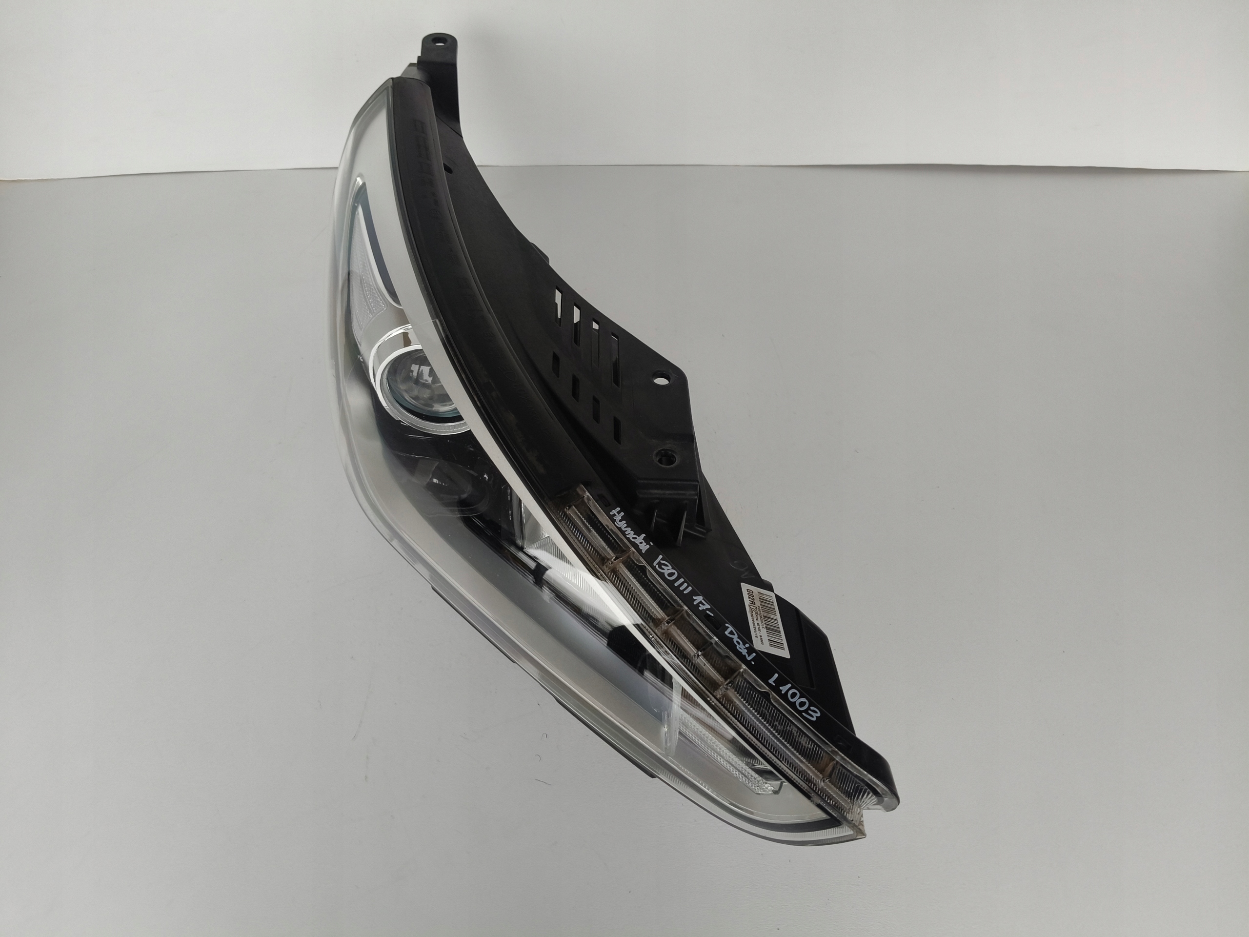 light right REFLEKTOR HYUNDAI I30 III 17- Z DOSWIETLENIEM