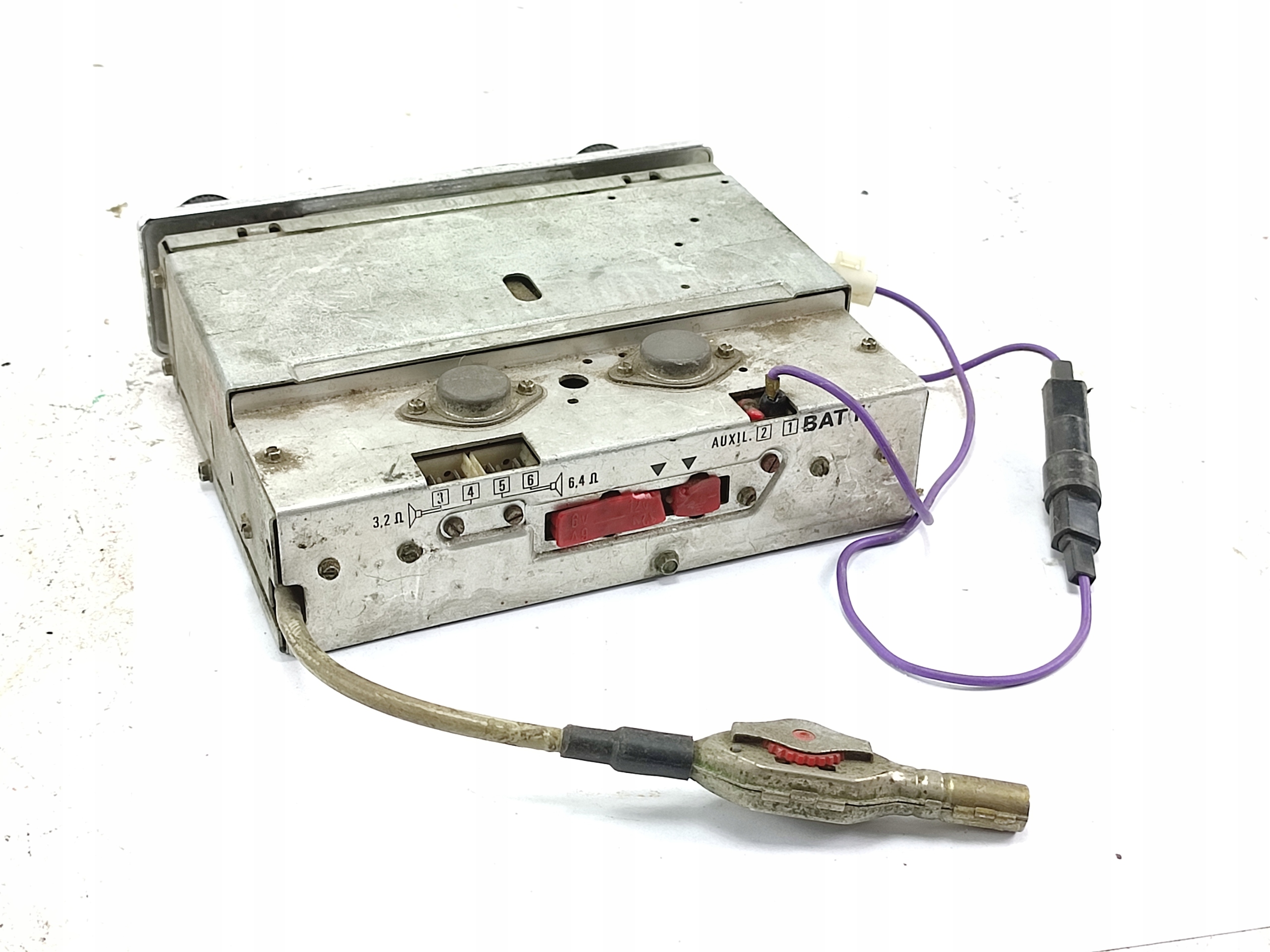 RADIO SAMOCHODOWE AUTOVOX RA-164A - RETRO / KLASYK