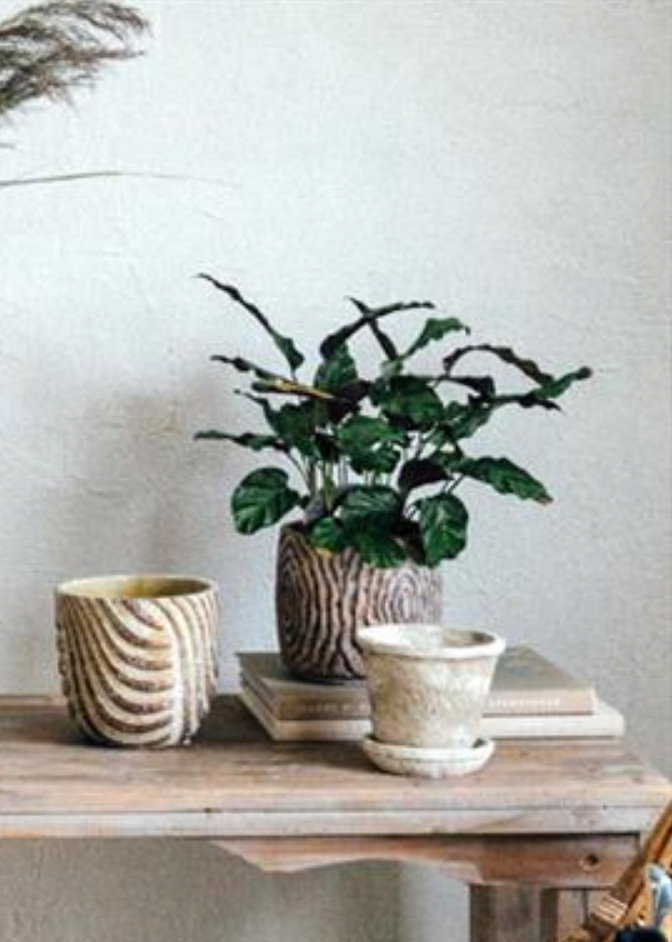 DONICZKA BRĄZOWA OZDOBNA OSŁONKA TŁOCZONA 17x16 Marka Donika