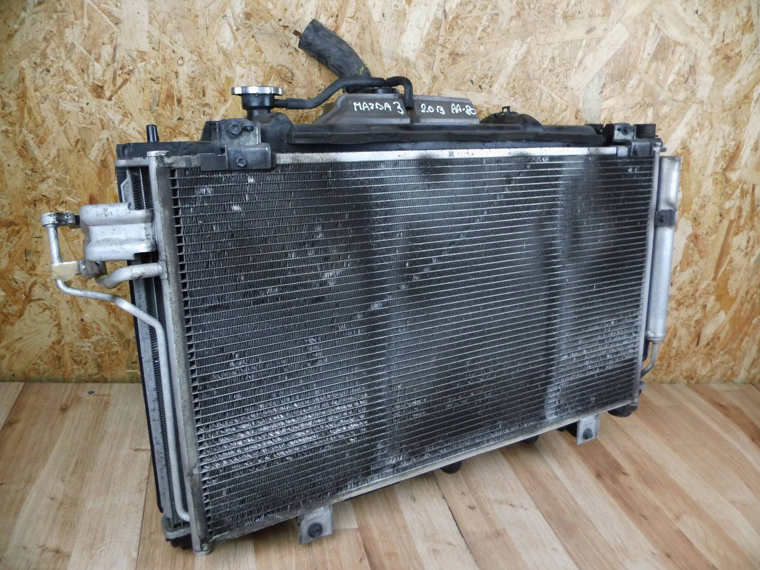 Mazda 3 BM 2013-2018 2.0 BENZ hladnjaci vode klimy ventilator