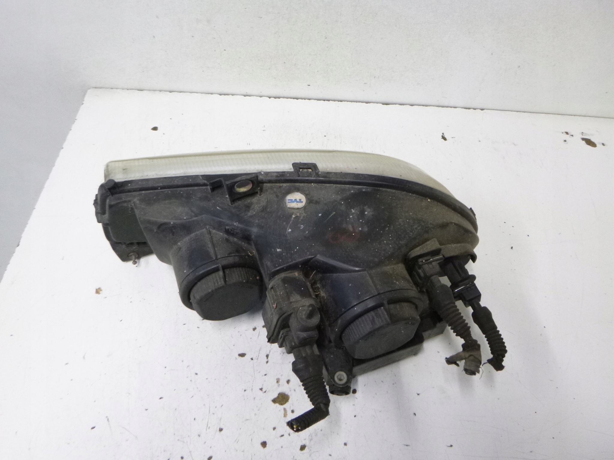 light front Alfa Romeo 156 2001r. TYC