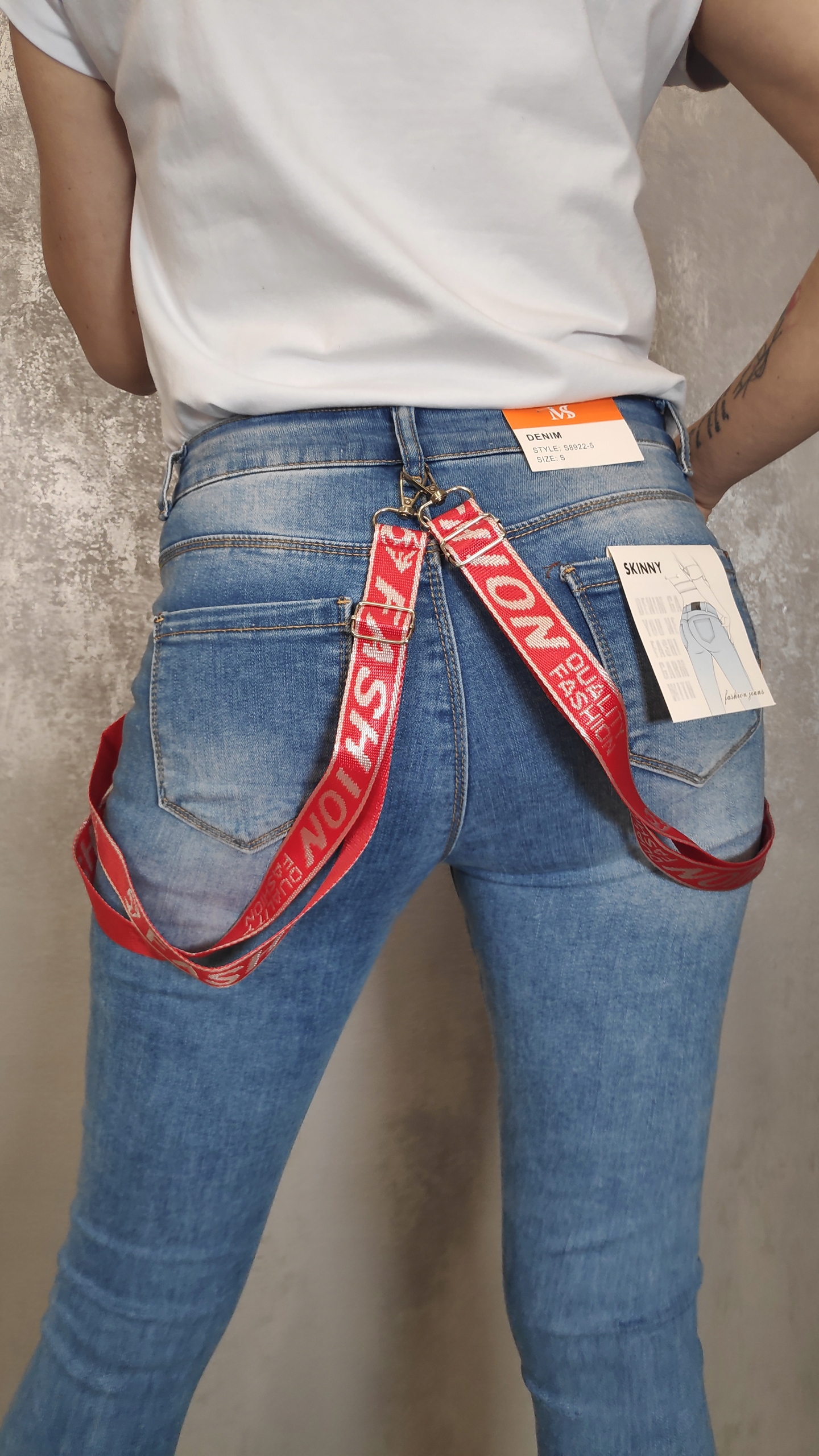 SPODNIE JEANSOWE DAMSKIE RURKI KLASYCZNE JEANSY S Fason rurki