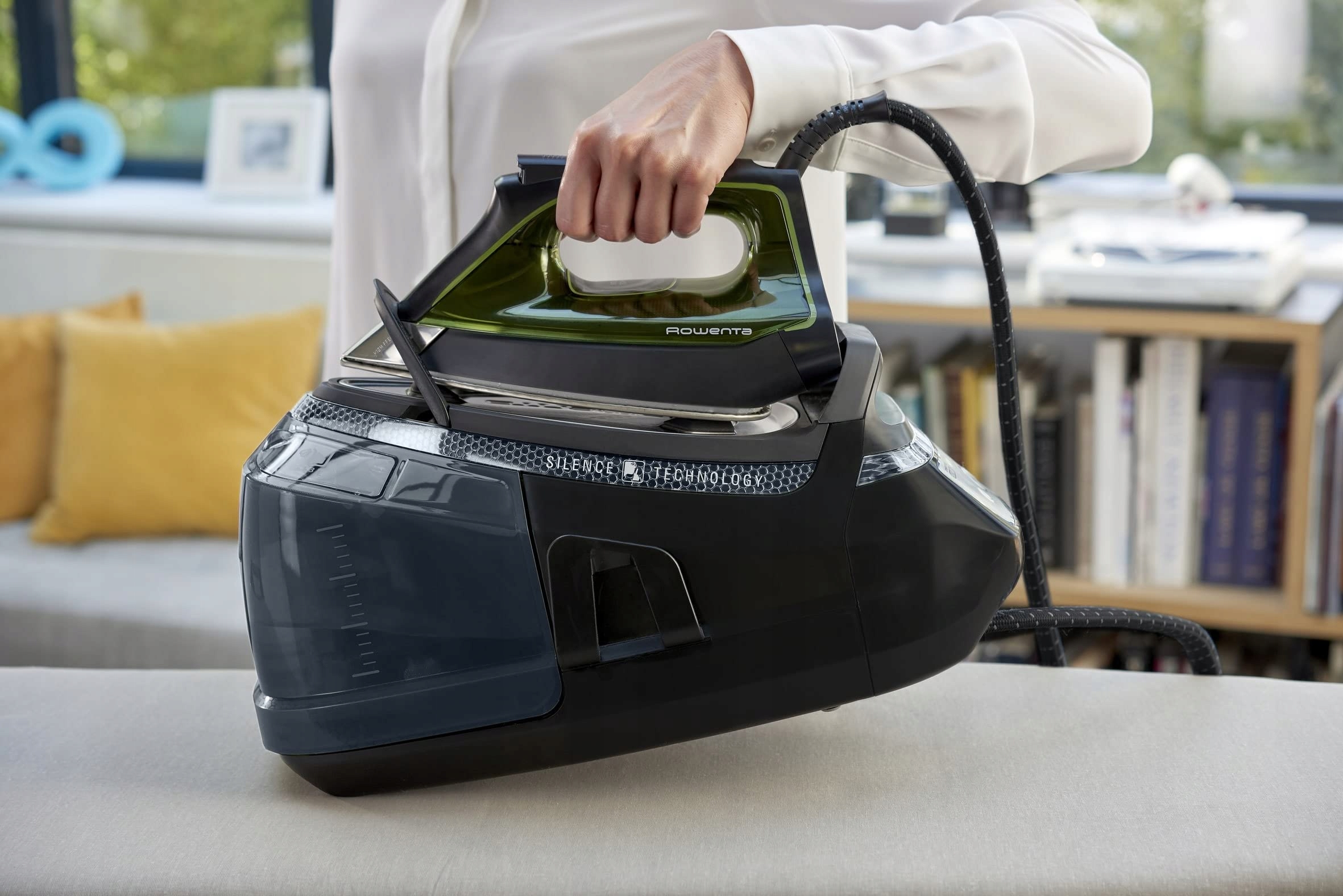 ROWENTA Silence Steam Pro Stacja Parowa 2800W 1,3L Czarny Zielony — miniatura 4