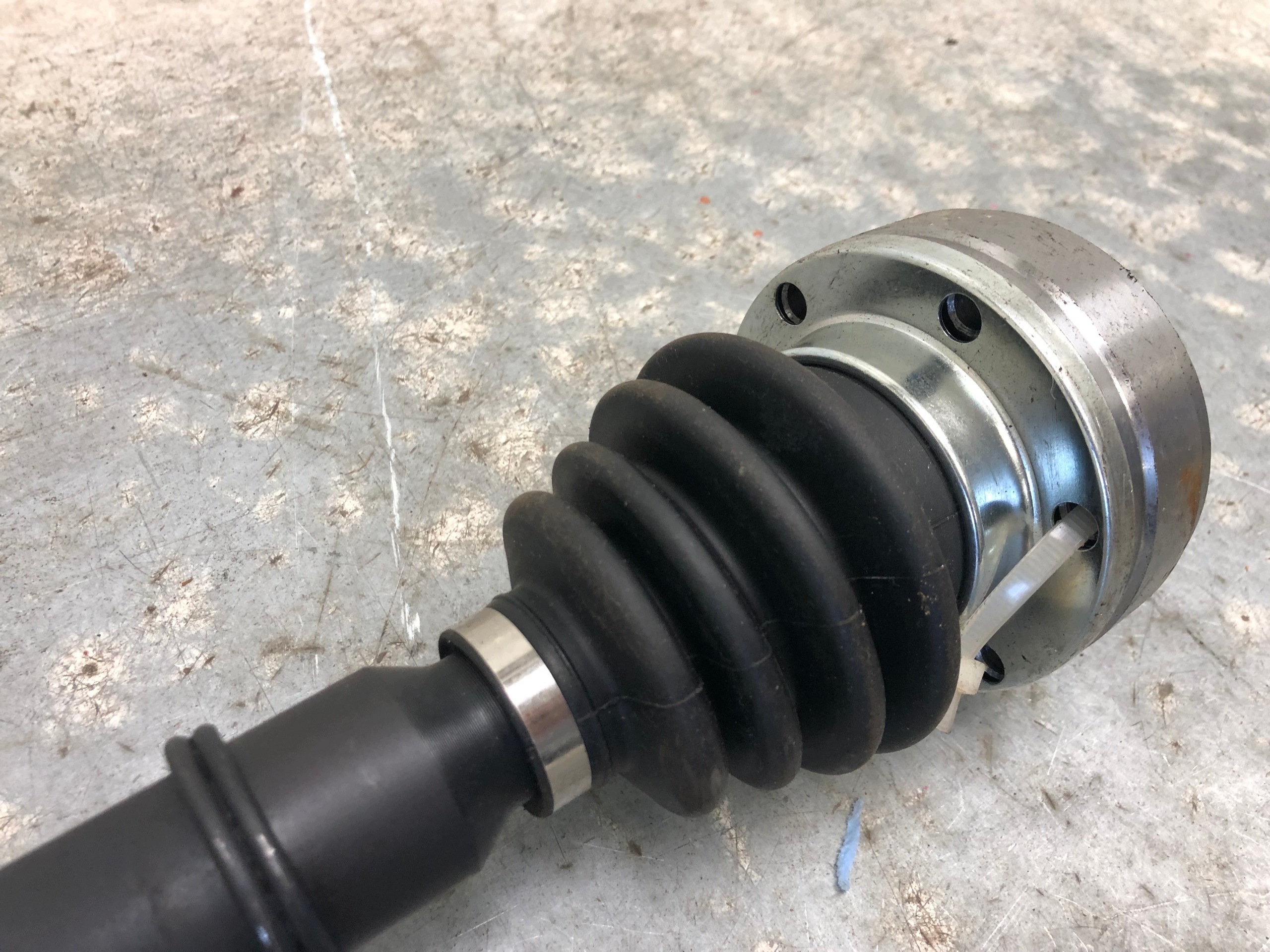 semi-axis VW GOLF III GSP26106717K677