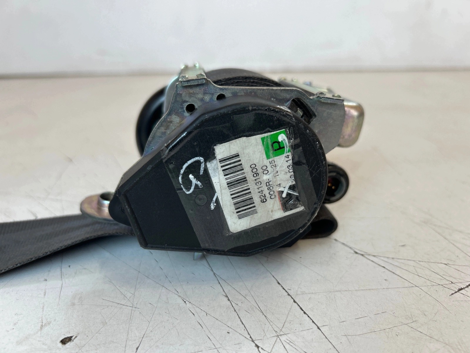 tension belt safety front front right Opel Astra IV J GTC