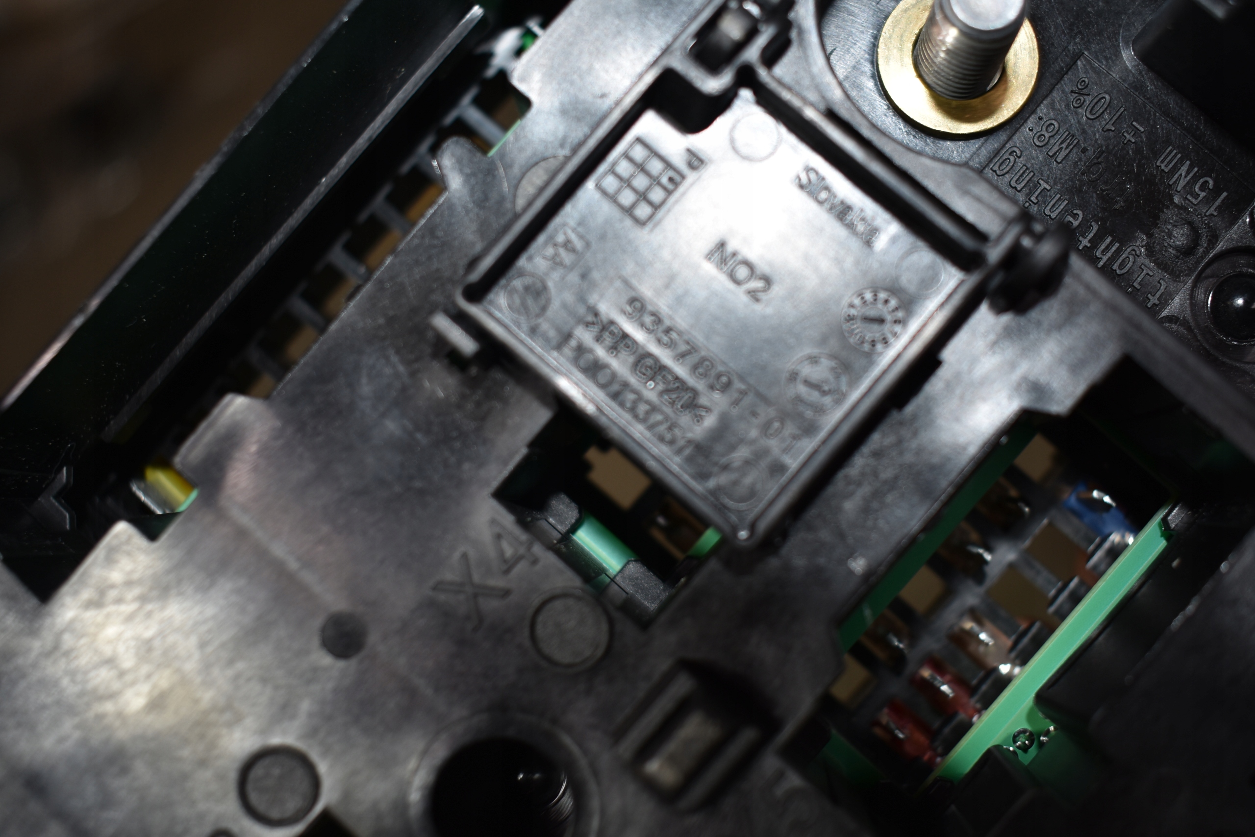 IDEALNA Module fusibles BMW G02 1