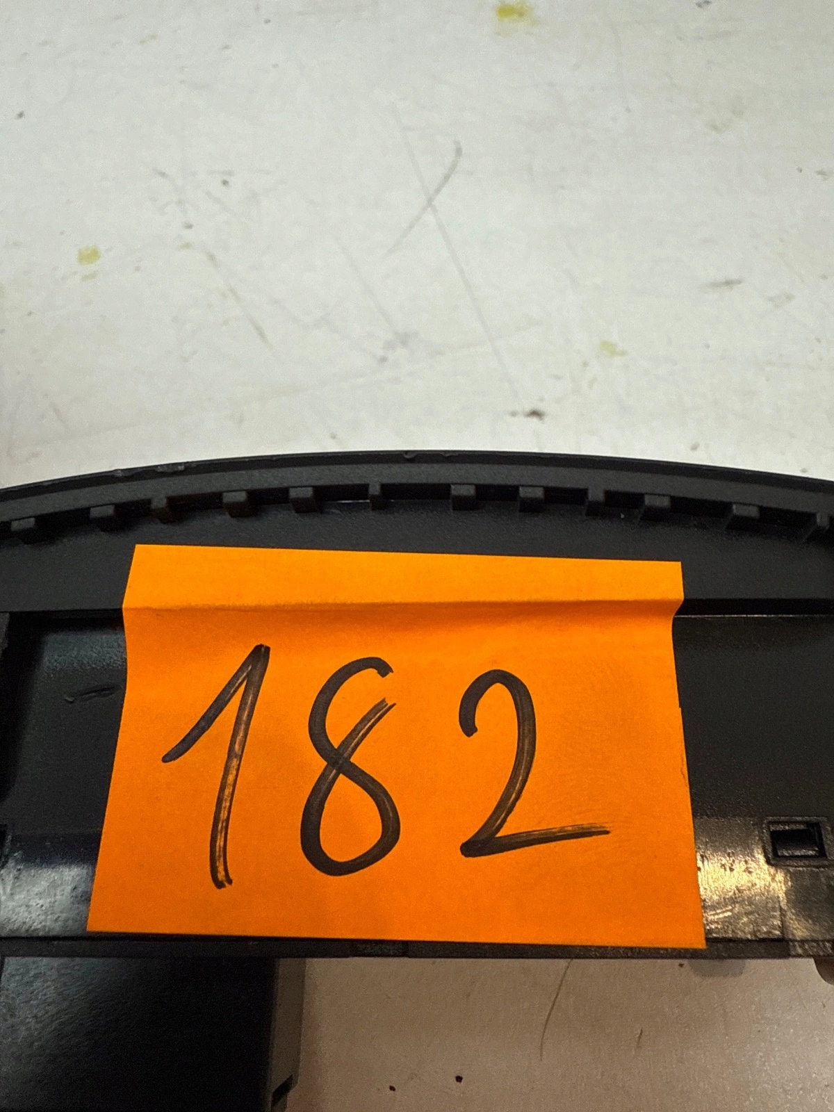 light switch of warning lights Audi A1 8X