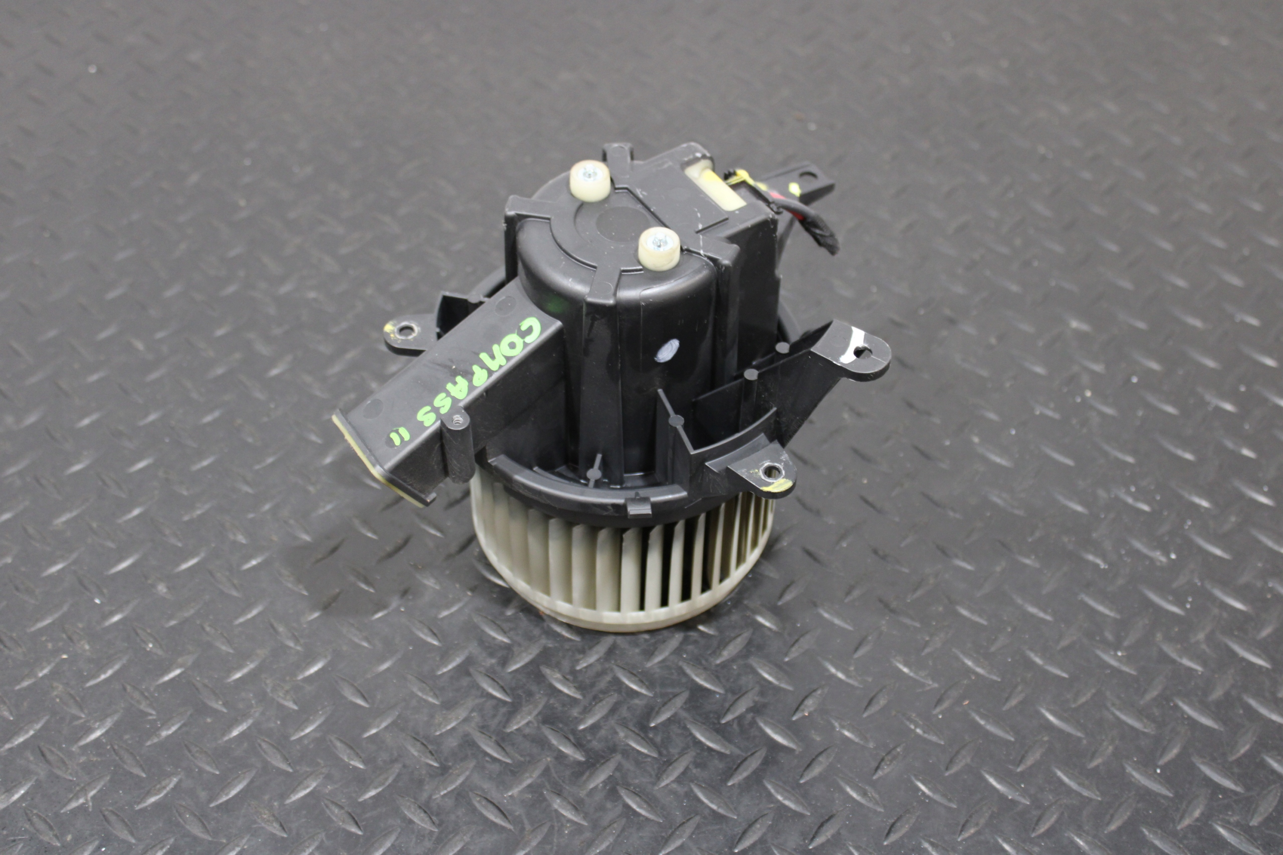 tOPENÍ ventilátor topení JEEP COMPASS II 2