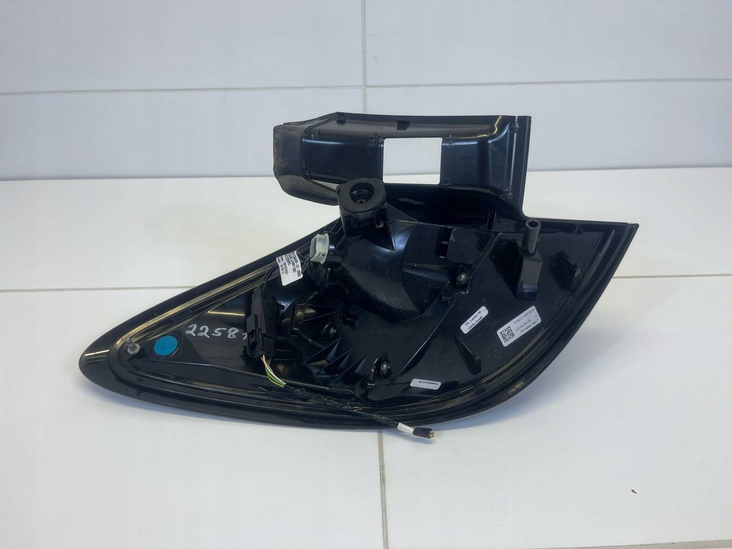 light rear right side Ford Puma 2 2021 L1TB13404