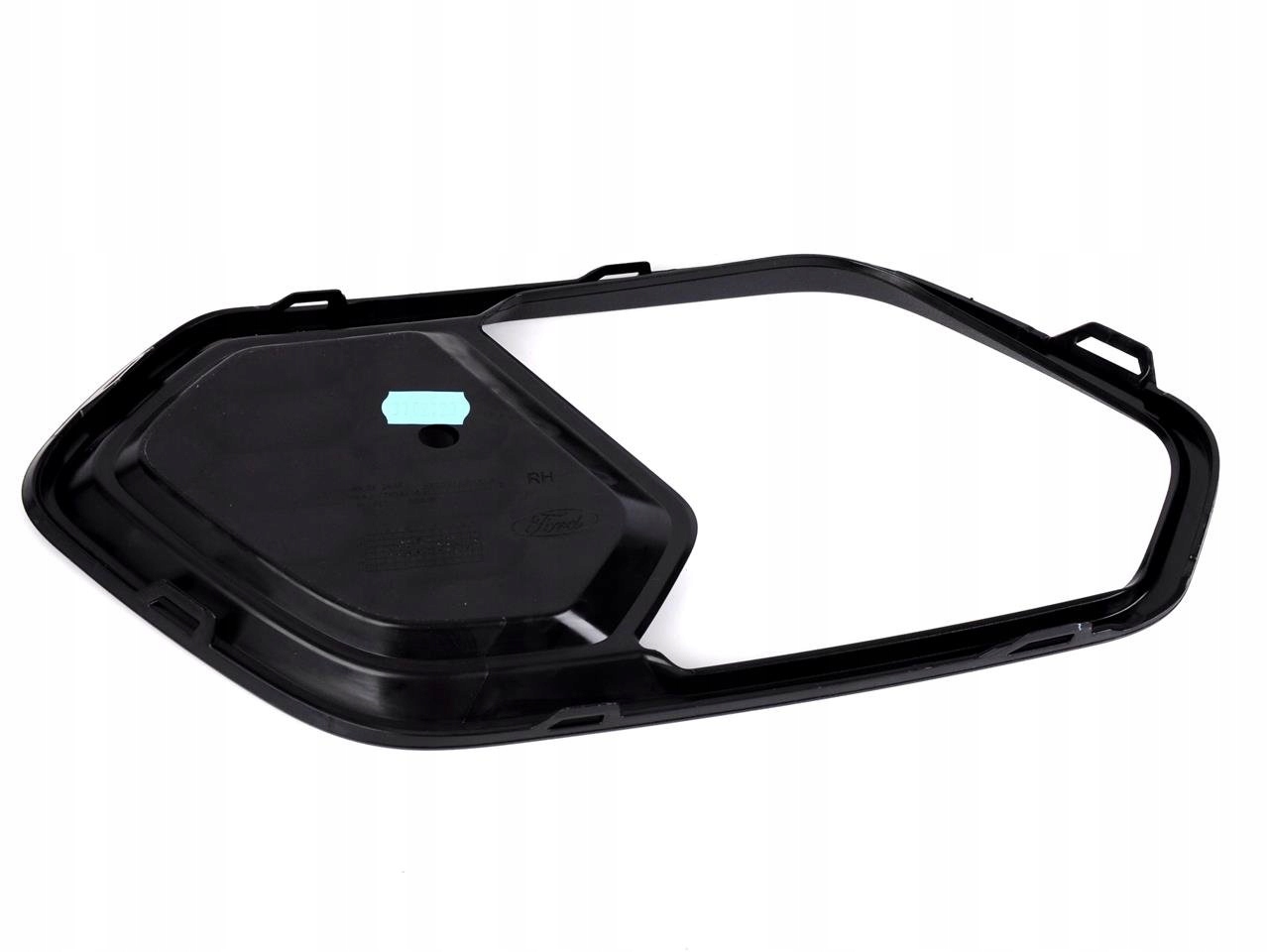 GV4J-17K946-AA - РЕШЕТКА ГАЛОГЕННАЯ ПРАВАЯ KUGA 2016-ST-LINE