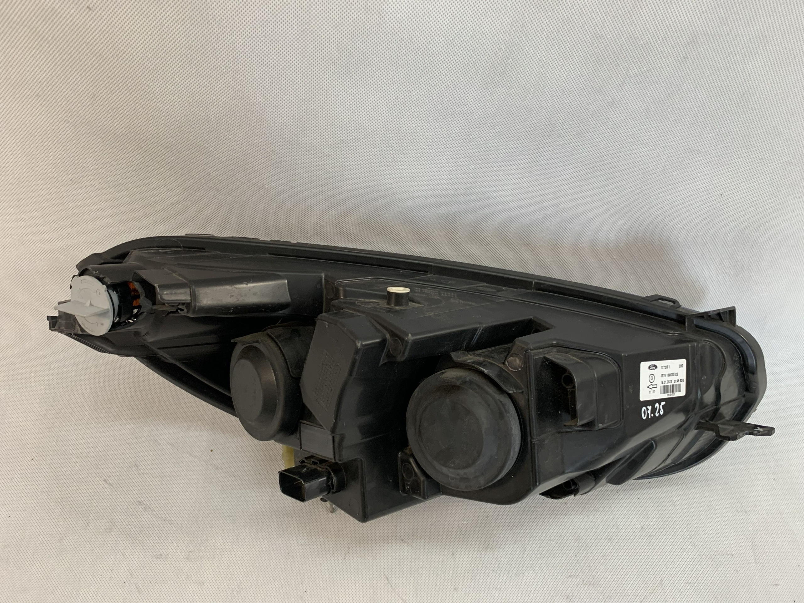 light left front reflektor Ford Transit Courier FL 17 JT7613W030CD 07.26