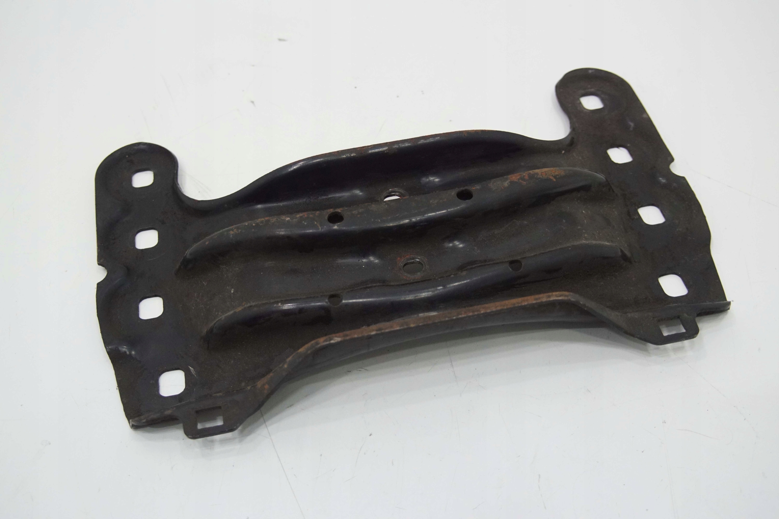 ЛАПА ПОД ЯЩИКИ BIEGOW MERCEDES Cl600 W215 W220