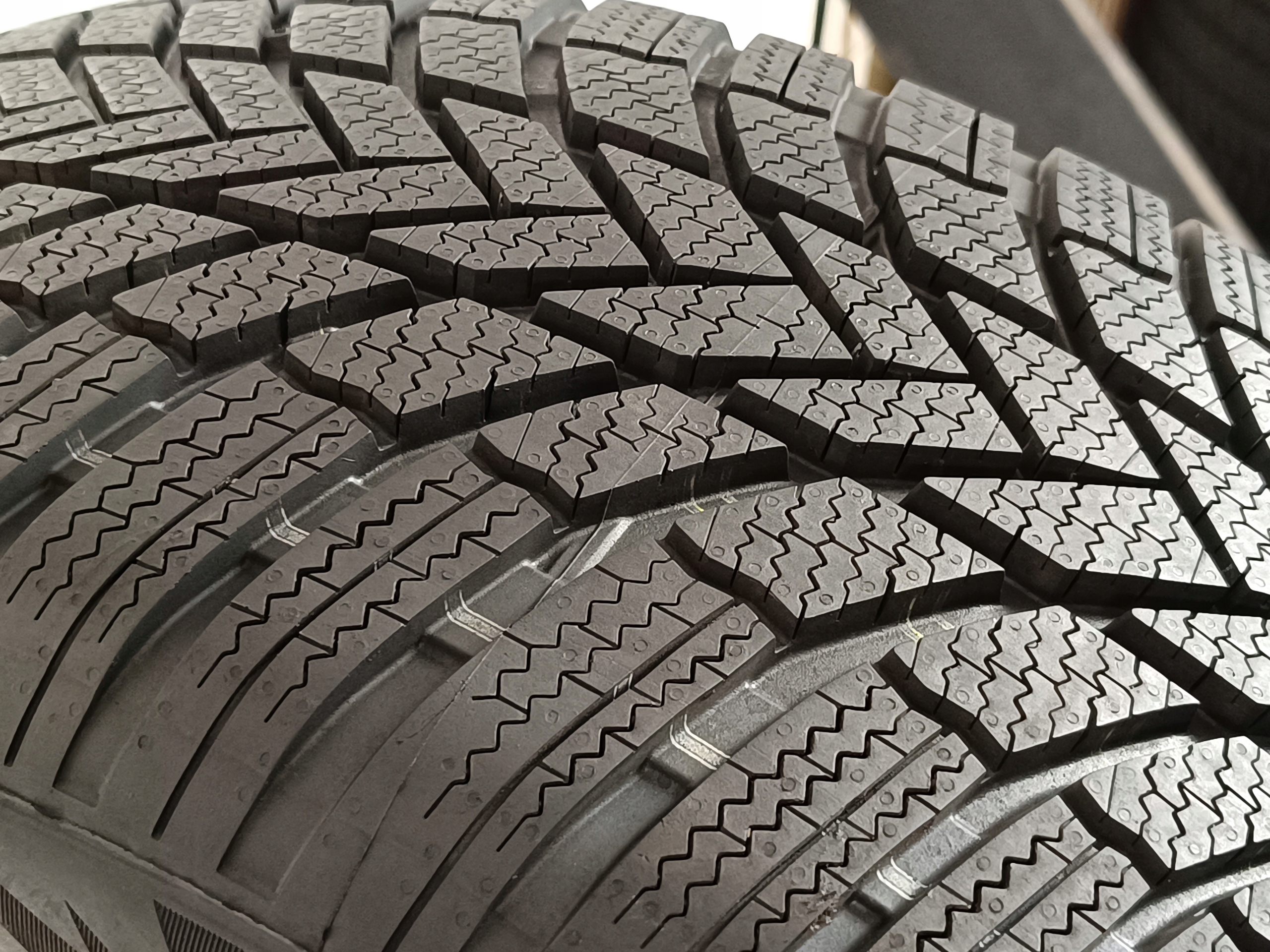 1x Bridgestone Blizzak LM005 255/55 R19 2023 Jak Nowa! Sezon zimowe