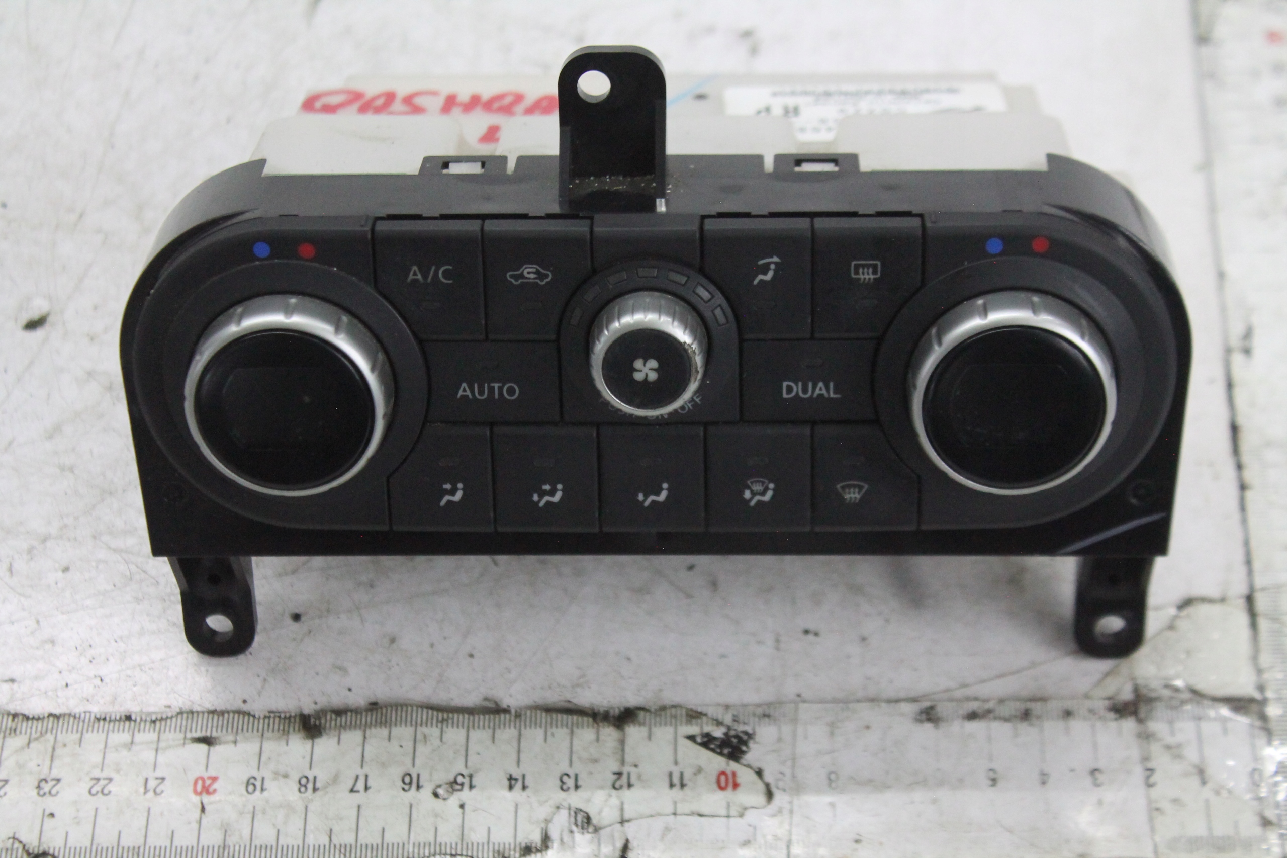 commande de climatisation 27500BR46B QASHQAI J10 LIFT 09