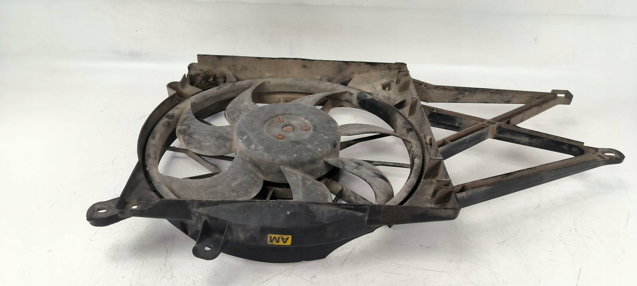 ventilátor chladiče 90570739 1.6 OPEL ASTRA II G