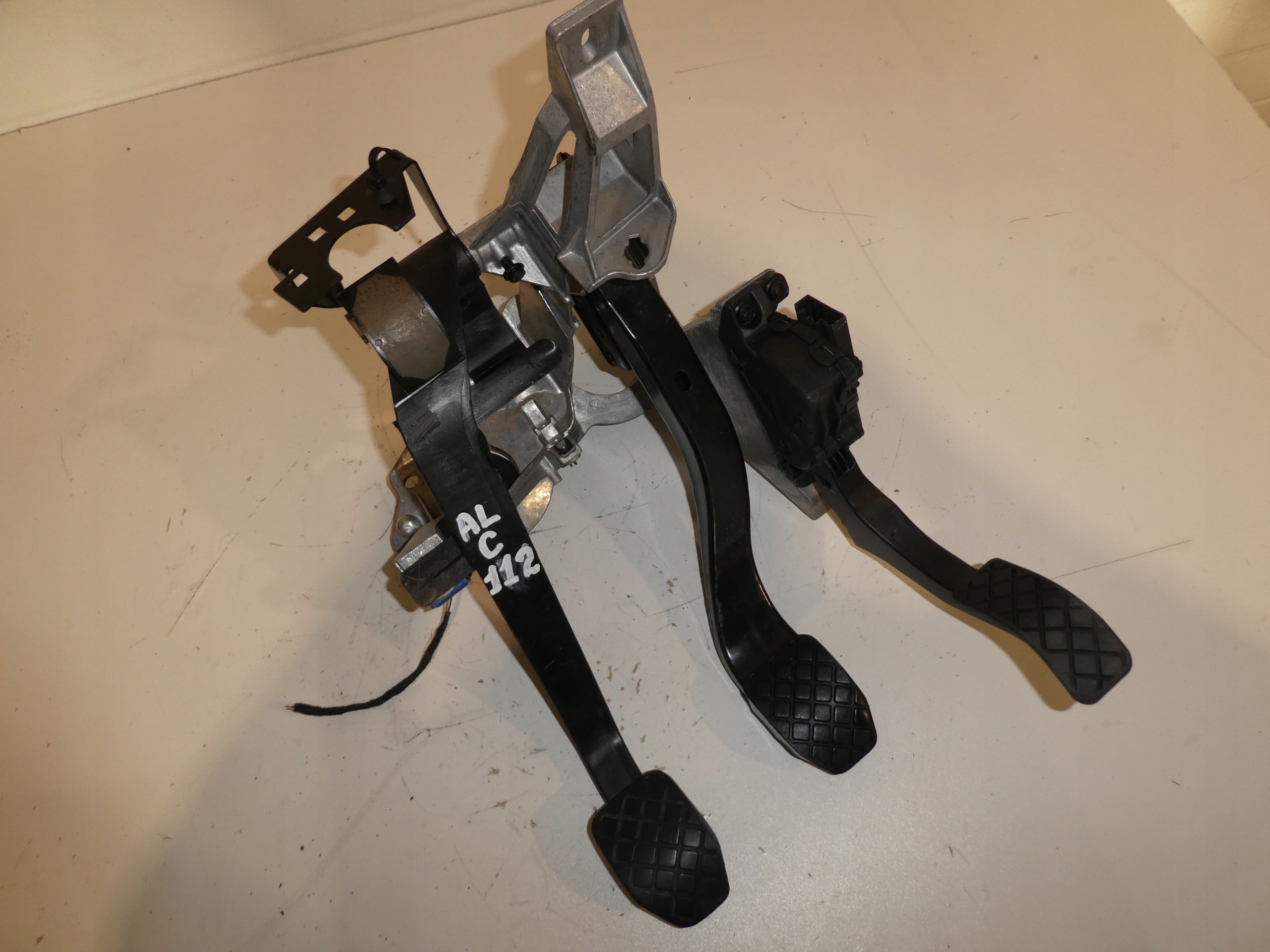 PEDAL PEDALA support PEDALOW MANUAL AUDI A6 C6 4F1721117B