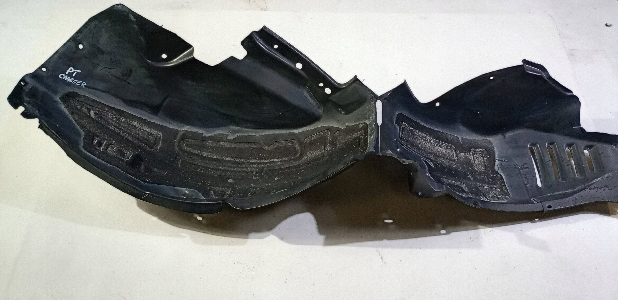 mudguard rear. right right rear part cover mudguard flap Dodge Charger 6.4 SRT 2015