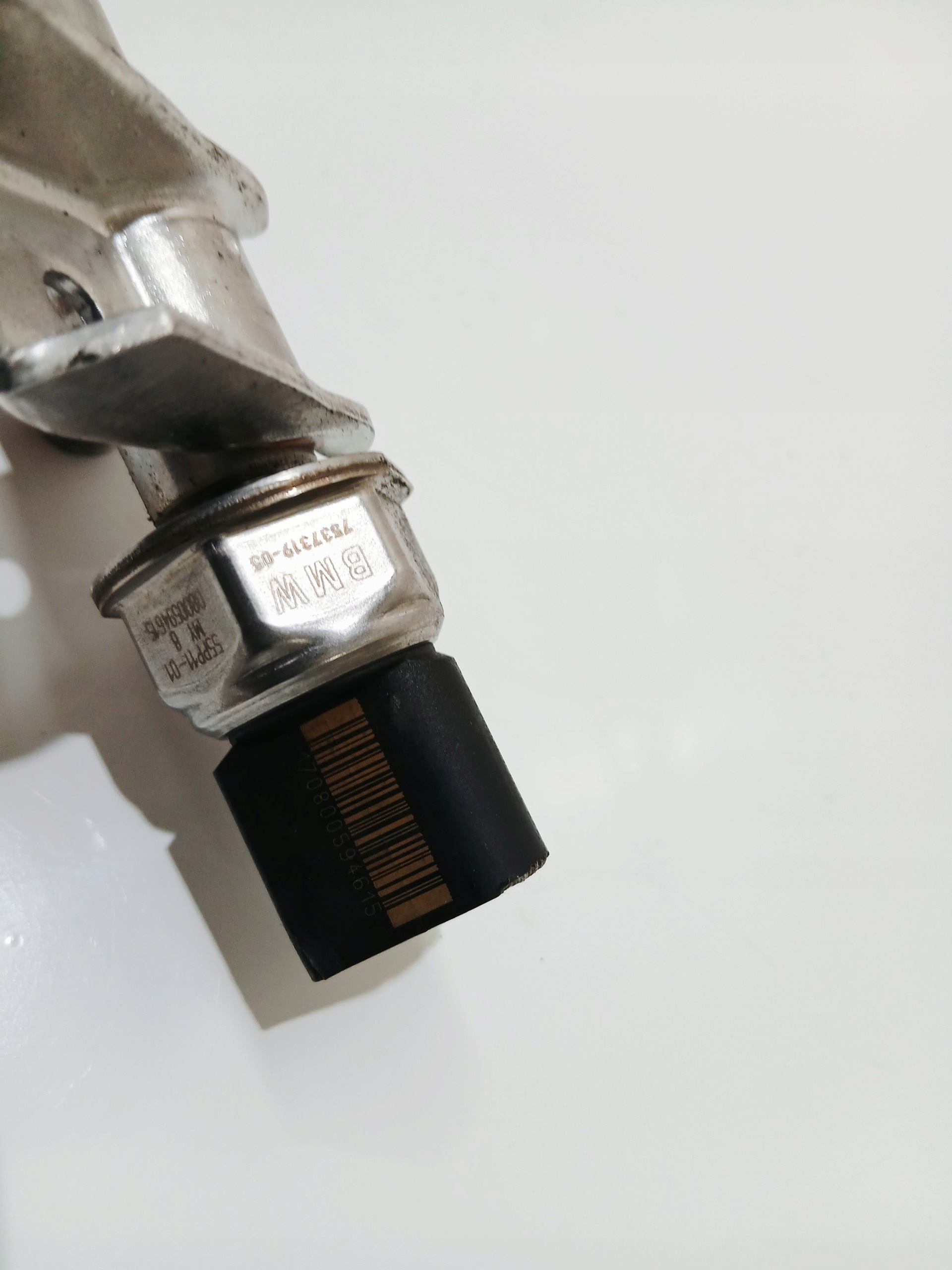 injection ramp sensor BMW E60 LIFT N53 7537319