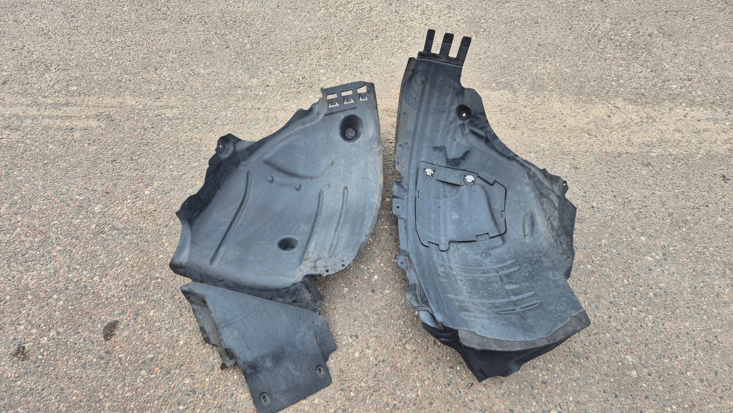 mudguard left front part front MERCEDES C W205 2056903301 original!!