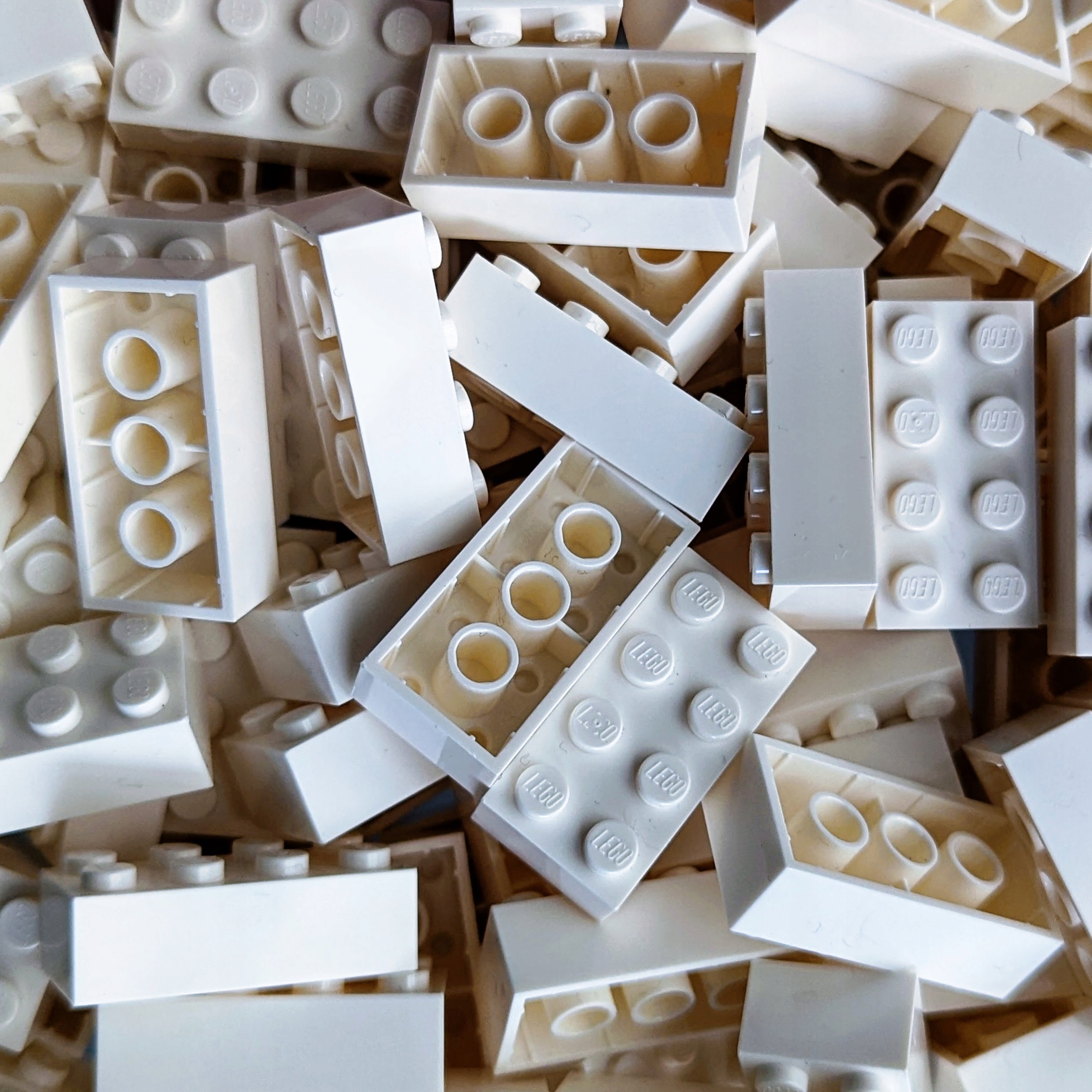 

Pakiet Lego 3001 Klocek 2x4 Biały 300101 10szt N