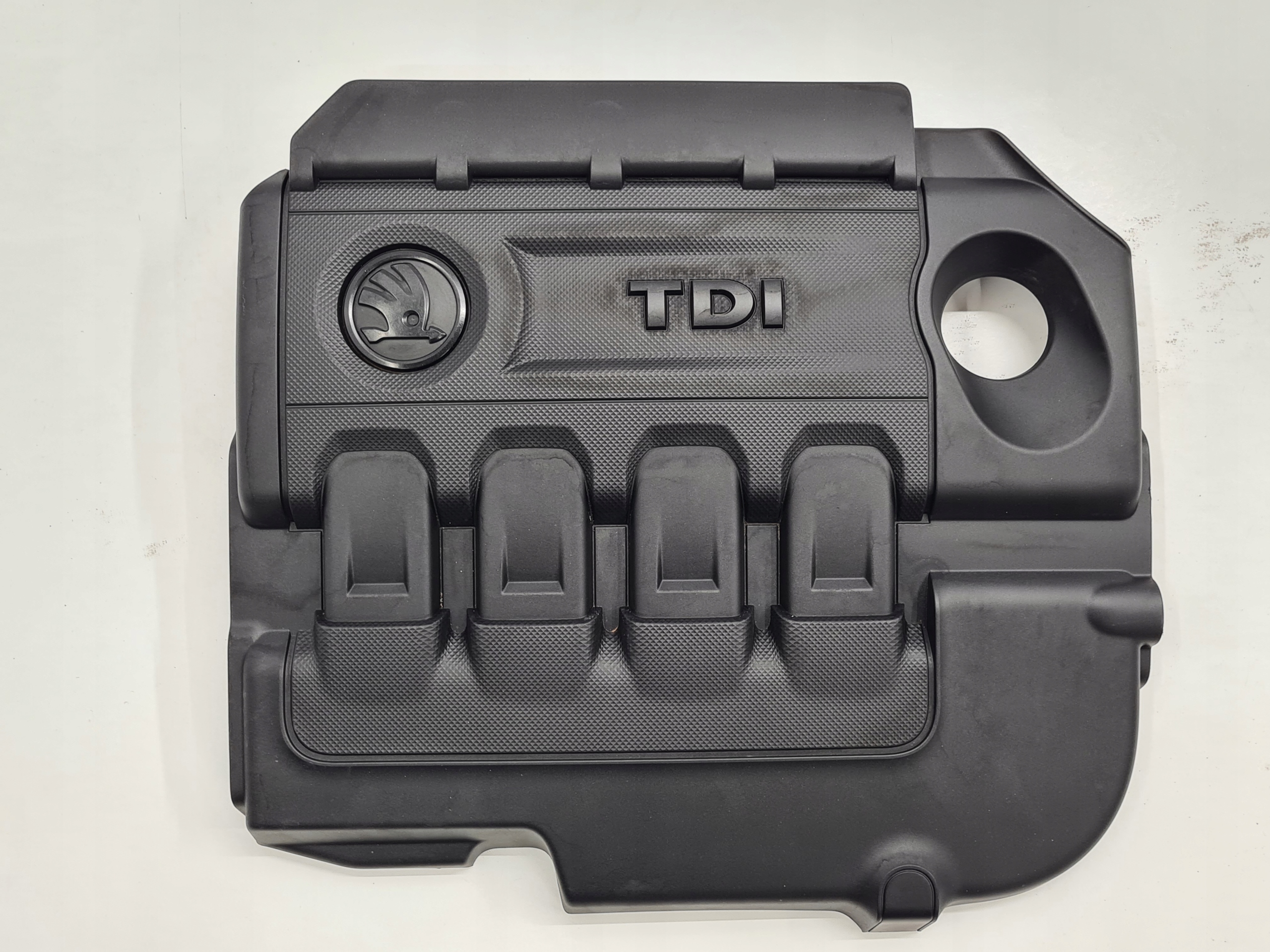 ШКОДА ОКТАВИЯ III ЗАЩИТА ДВИГАТЕЛЯ 2.0 TDI 04L103925C