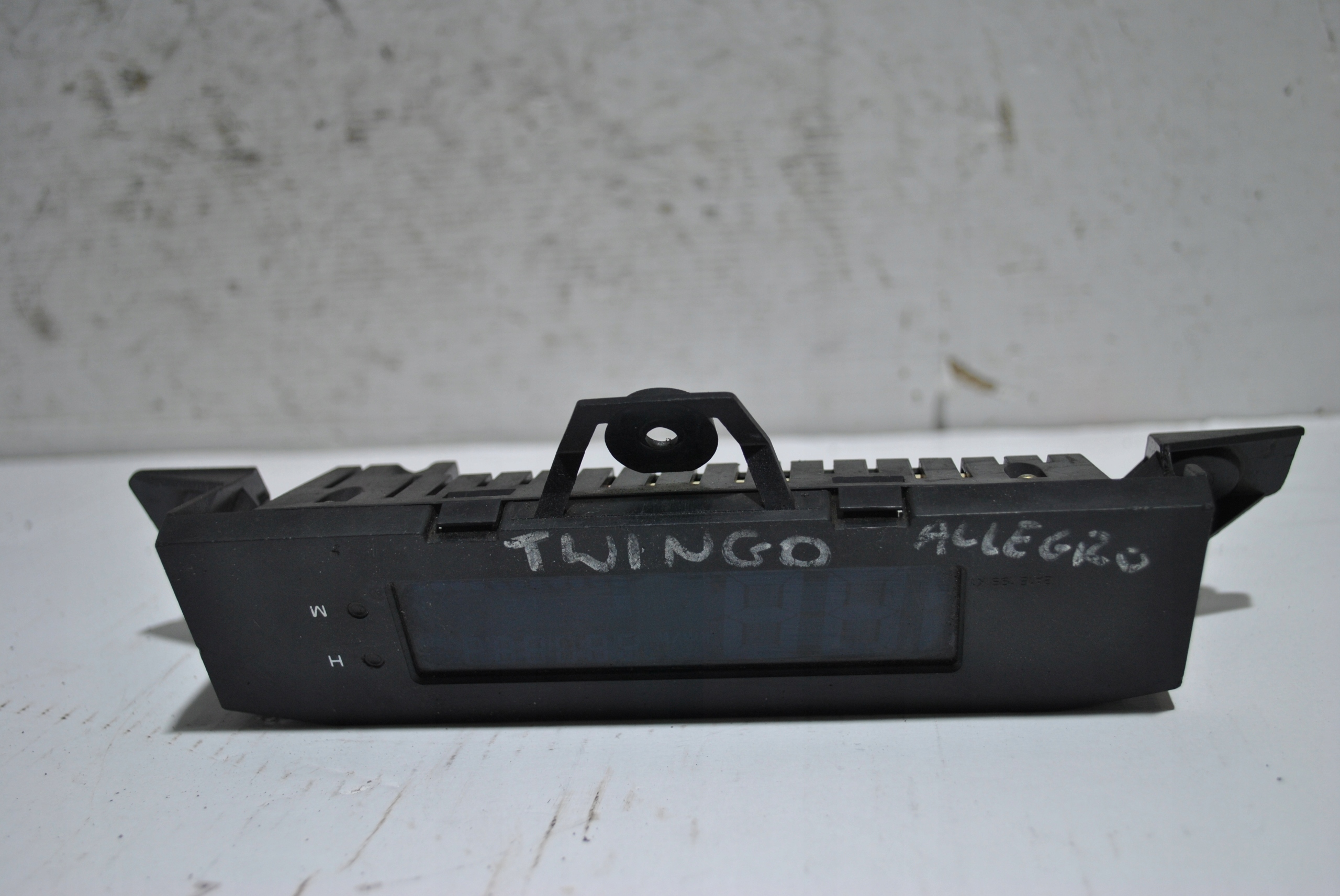 7700425244 - ЧАСЫ ДИСПЛЕЙ RENULT TWINGO И 7700425244C