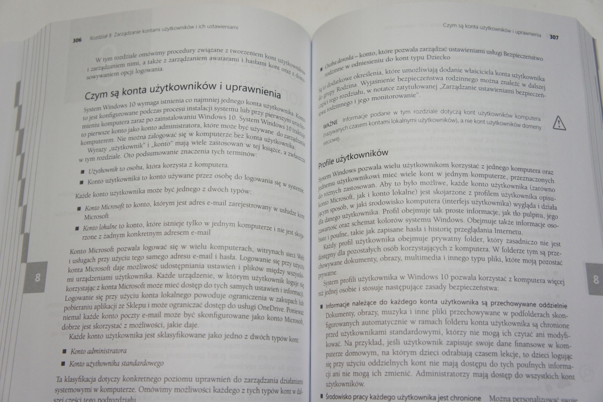 WINDOWS 10 KROK po KROKU JOAN LAMBERT STEVE LAMBERT przewodnik poradnik Numer wydania 1