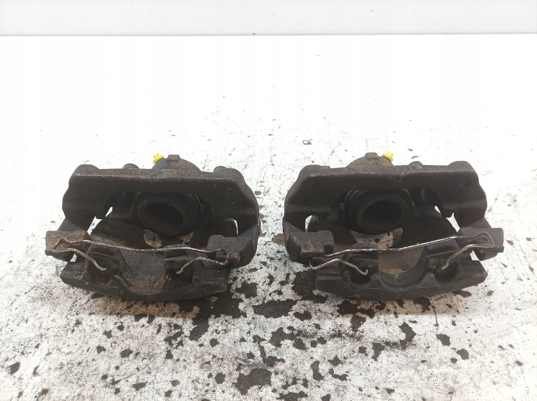 caliper brake right left front 1.5 DCI KPL Renault Scenic III (2009- )