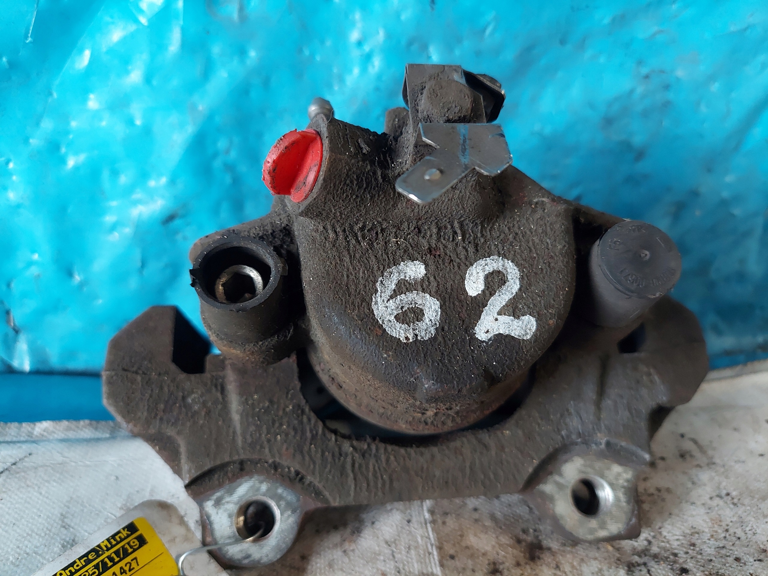 caliper FIAT 500 2011 R 0.9 B LP ATE831SU