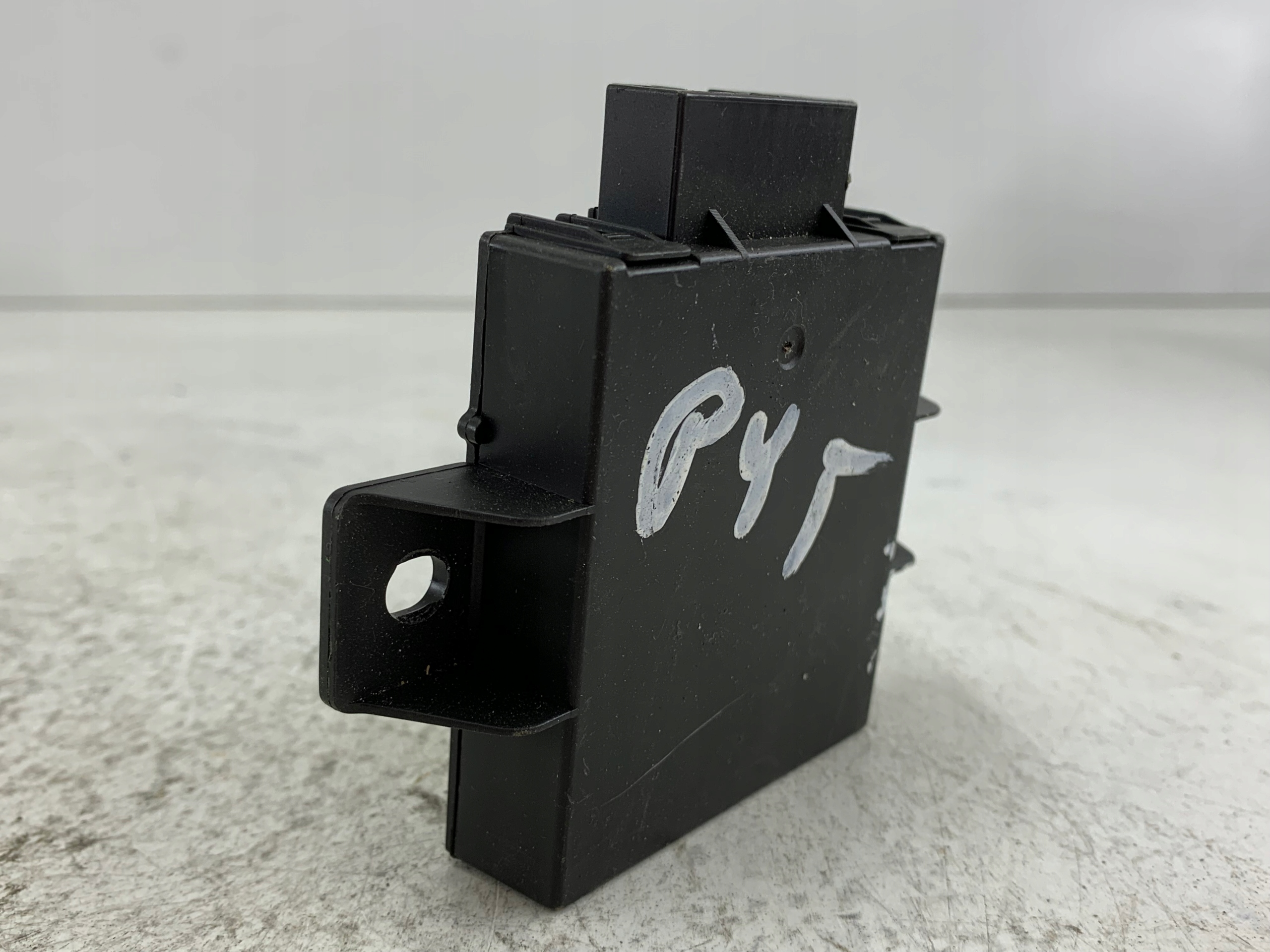 VW PHAETON control unit module ALARMU 7L0907719A