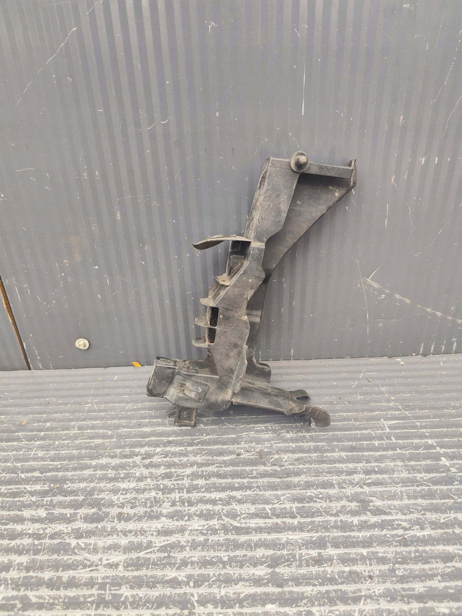 FORD TRANSIT CONNECT MK2 Blende Abdeckung Scharnier rechts DT11R02476AB