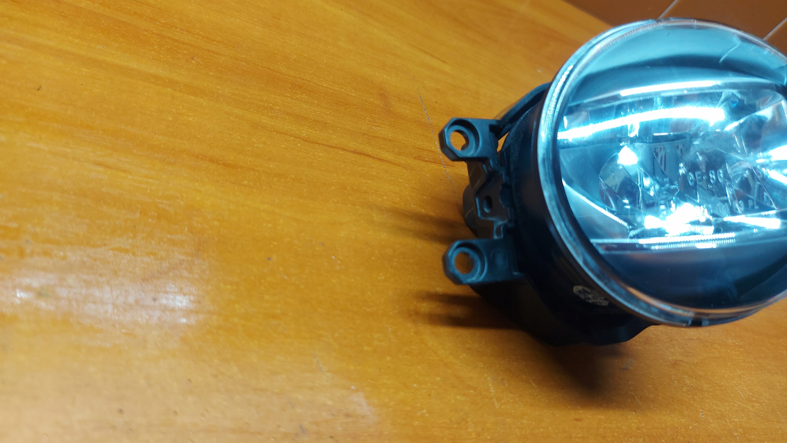 fog light right front TOYOTA LAND CRUISER 15-19