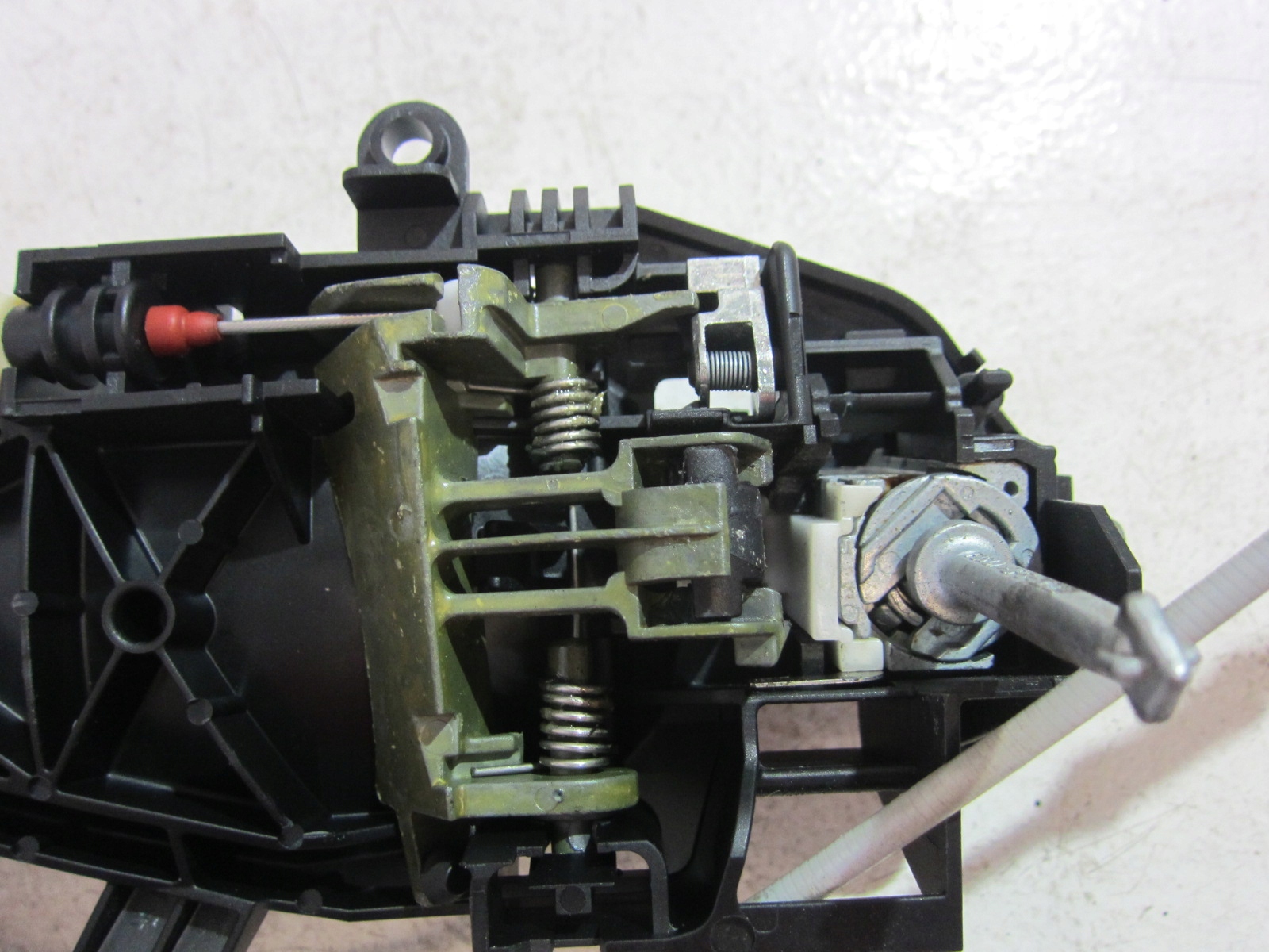 BMW F25 X3 handle left front lock cylinder A76 7202143