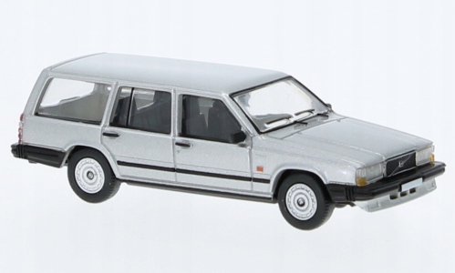 PCX870664 Volvo 740 kombi, stříbrná