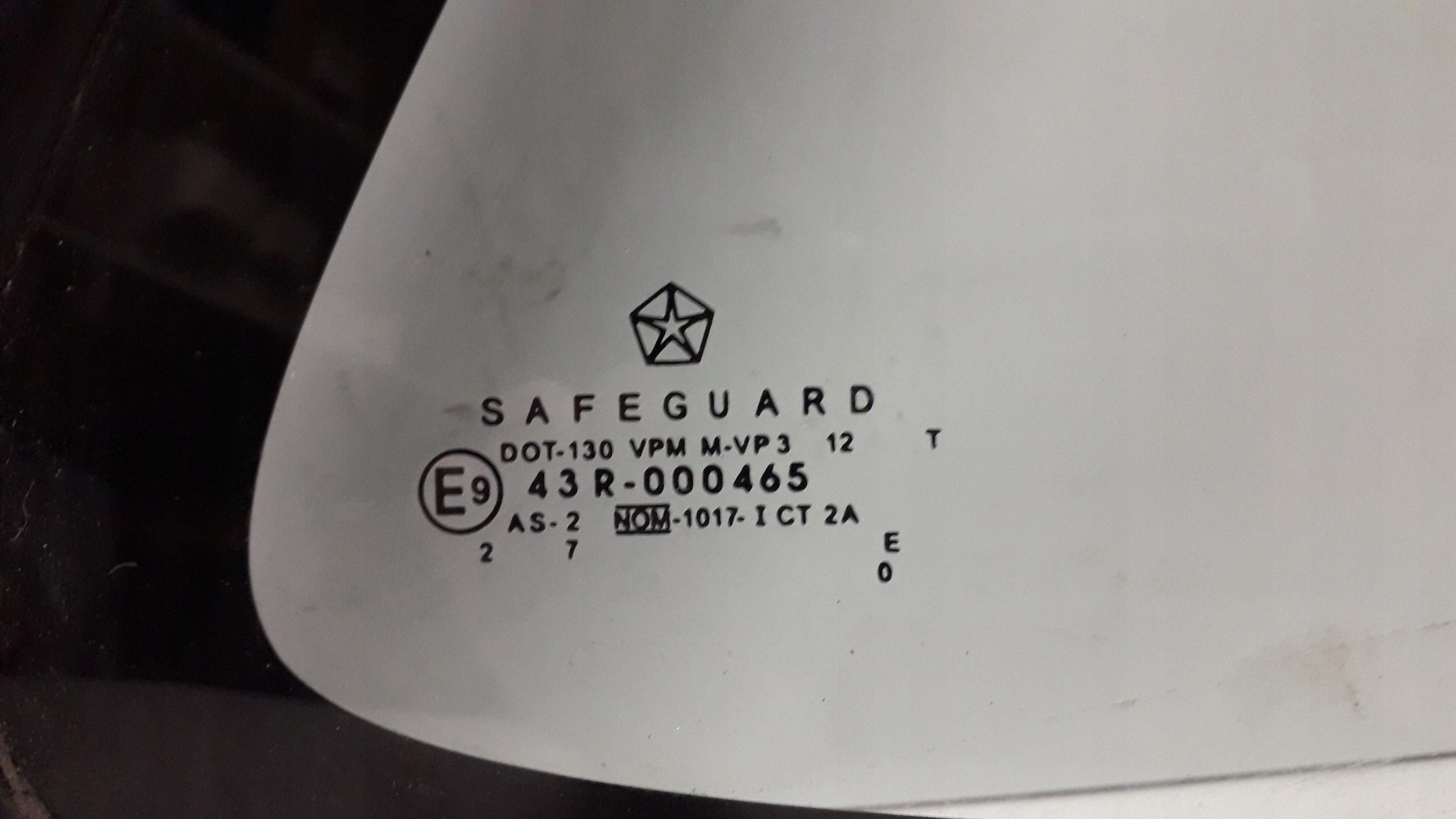 CHRYSLER PT CRUISER 99- SZYBA KAROSERYJNA PRAWA Typ samochodu Samochody osobowe