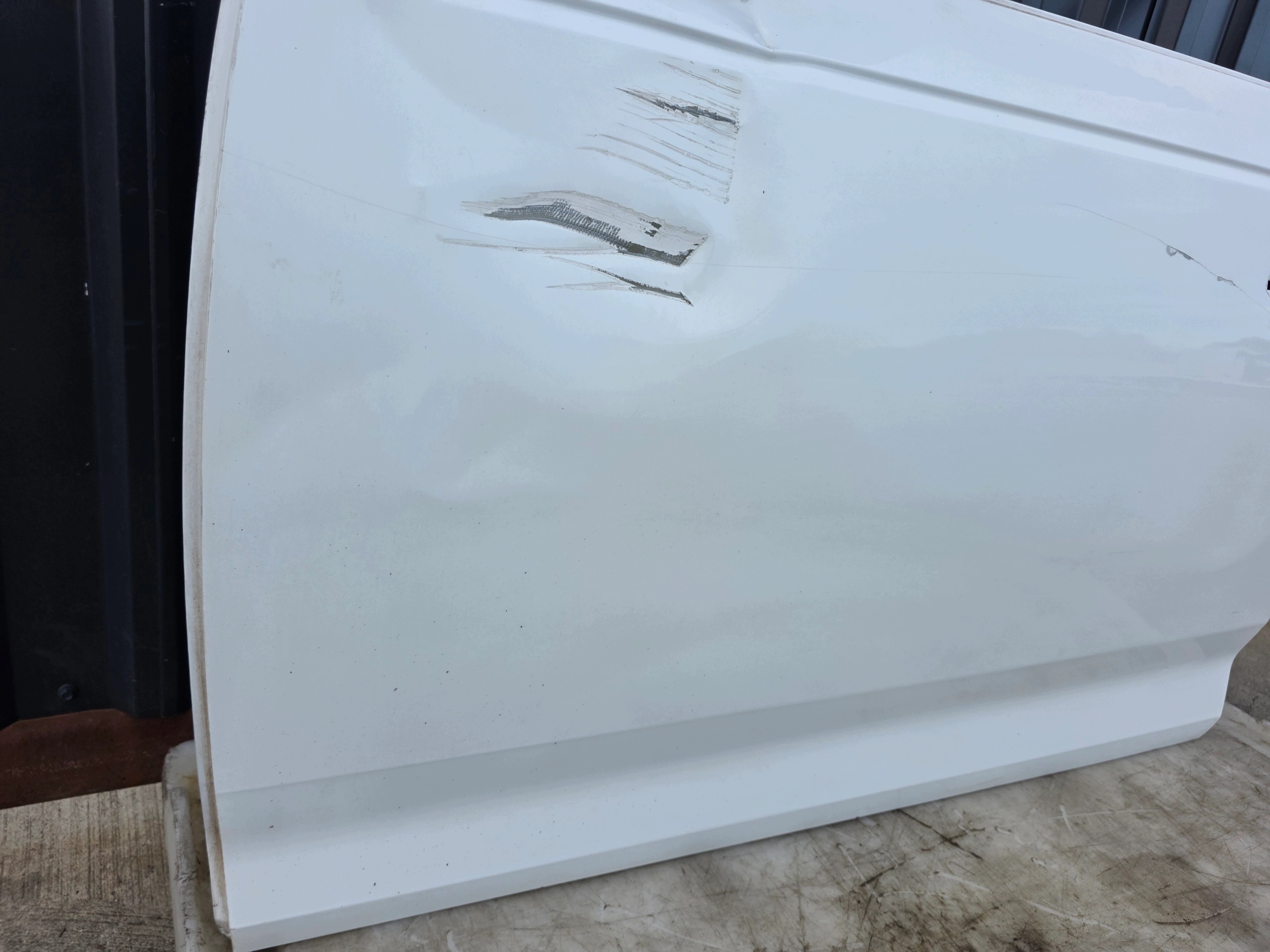 door left front AUDI A4 B9 LY9C sedan/ AVANT / KOMBI 2016-2019 original !!