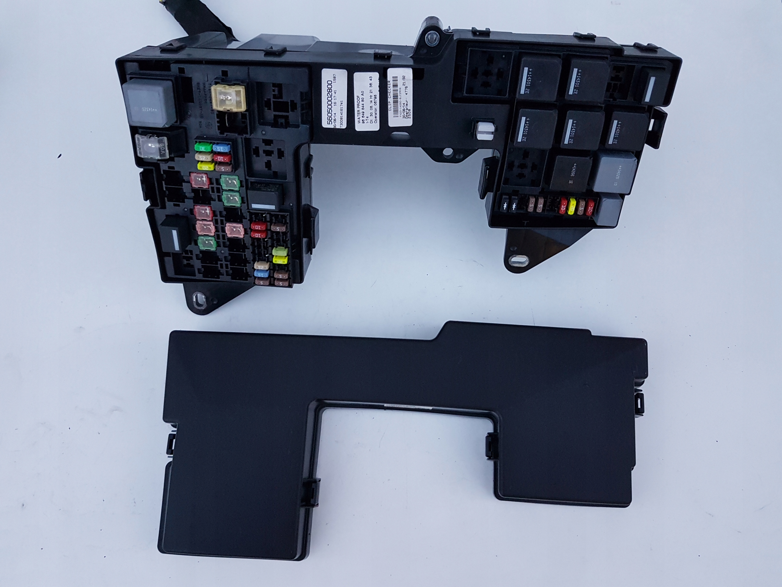 fuse box JAGUAR XF X250 LIFT 2.2 D