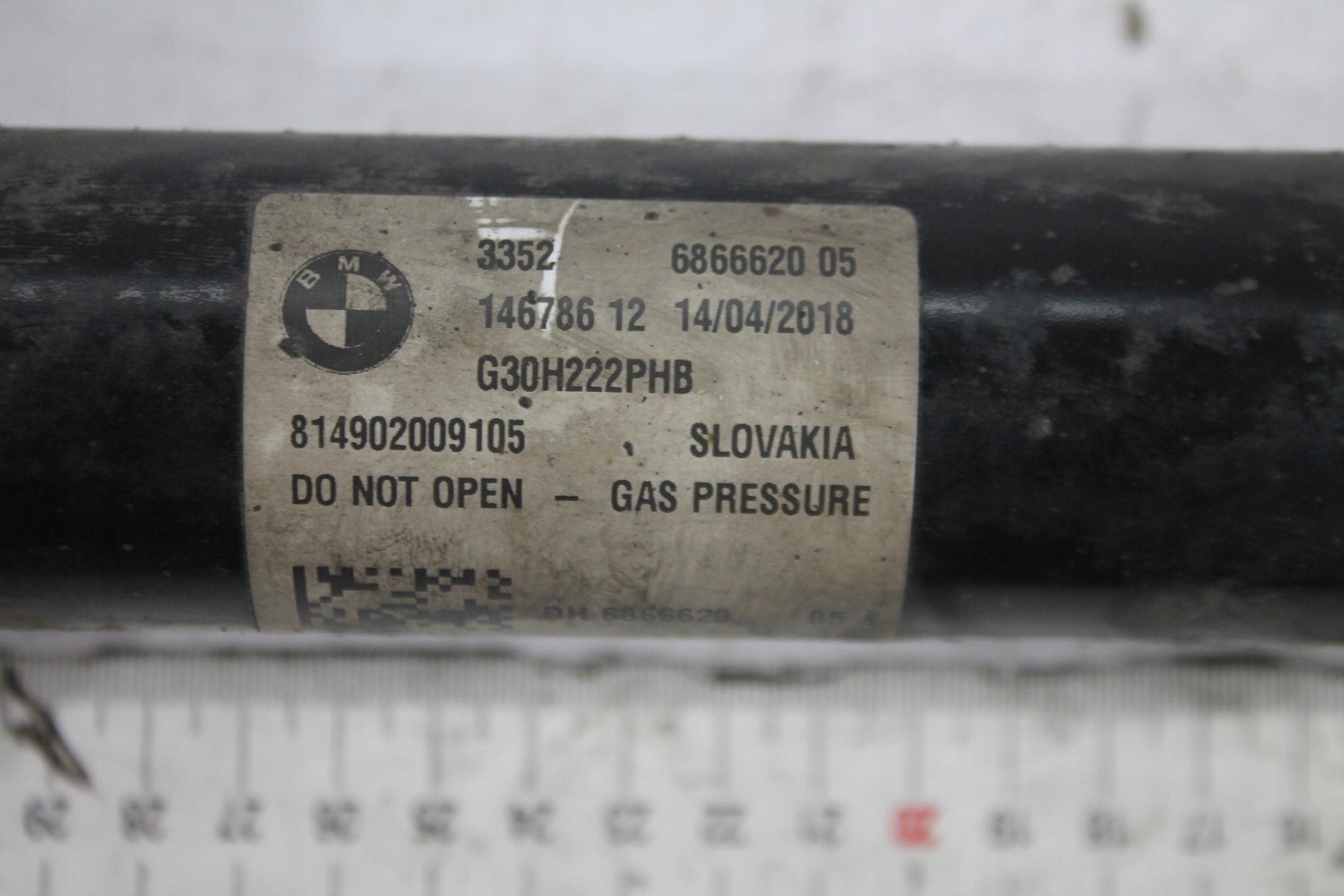 Stoßdämpfer heck 6866620 BMW G30 G31 530e 17