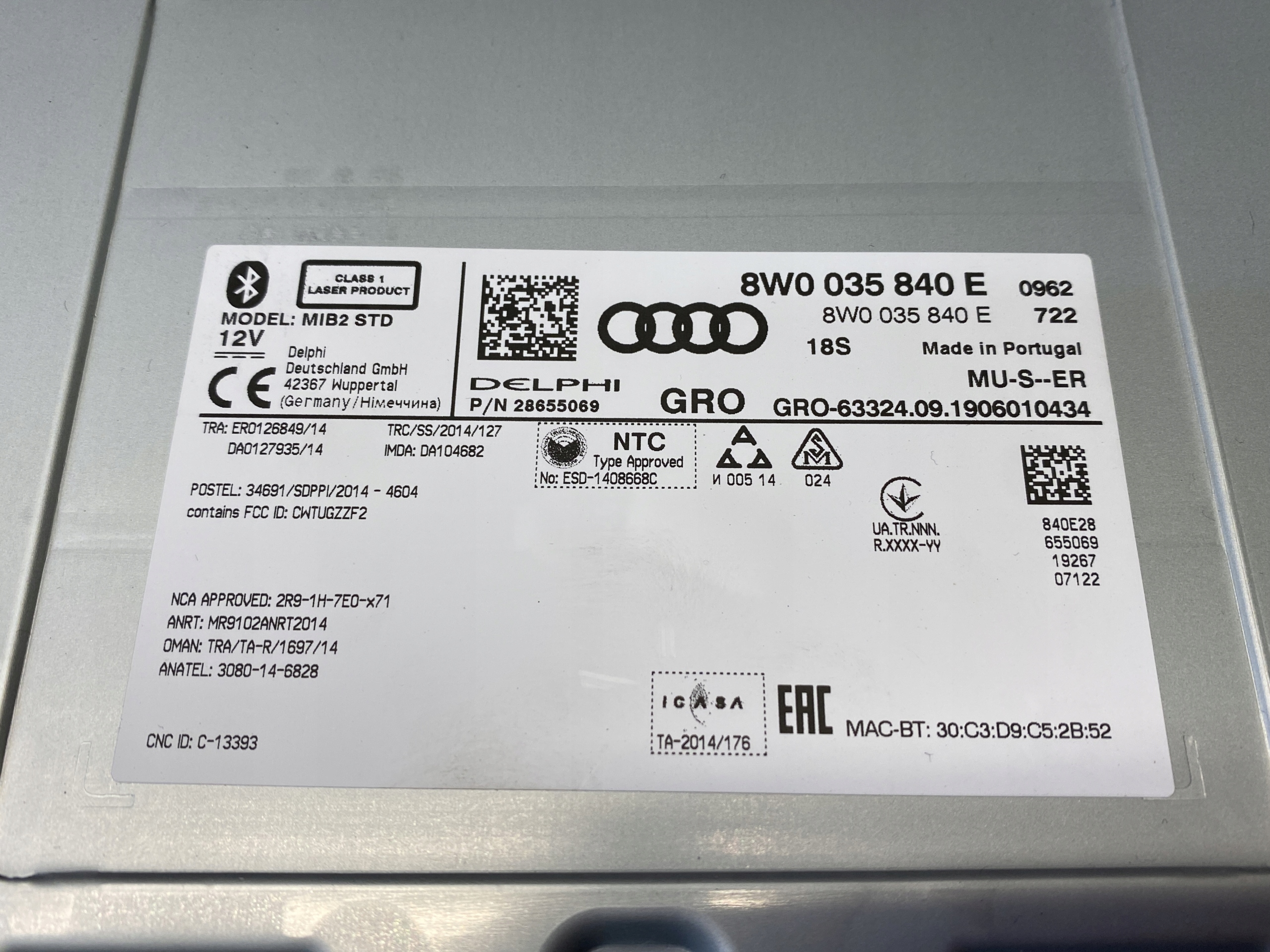 AUDI A4 A5 8W B9 navigation player MIB 8W0035840E