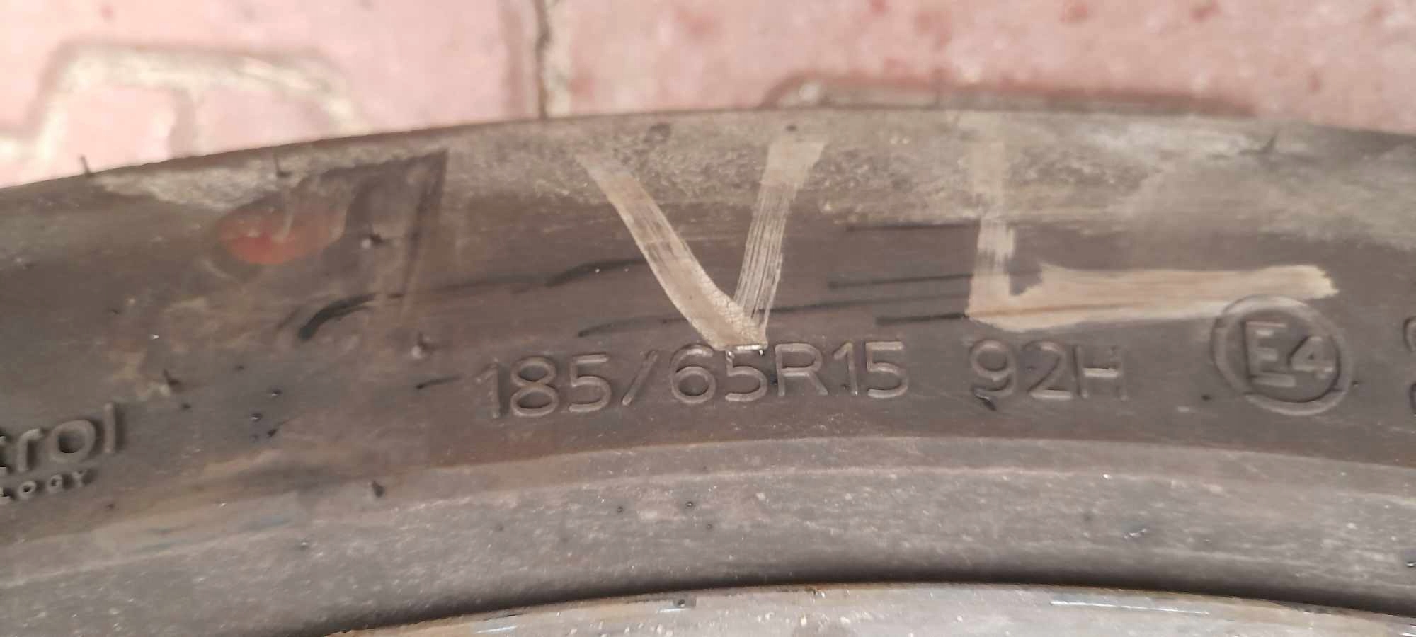 1x HANKOOK WINTER e*CEPT EVO2 185/65R15 92H XL