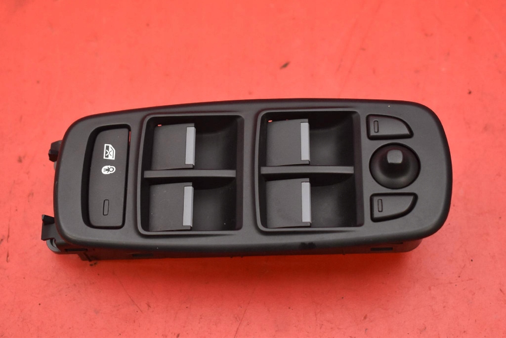 control panel of the window EU SPA027JT00F JAGUAR XE X760 14-19