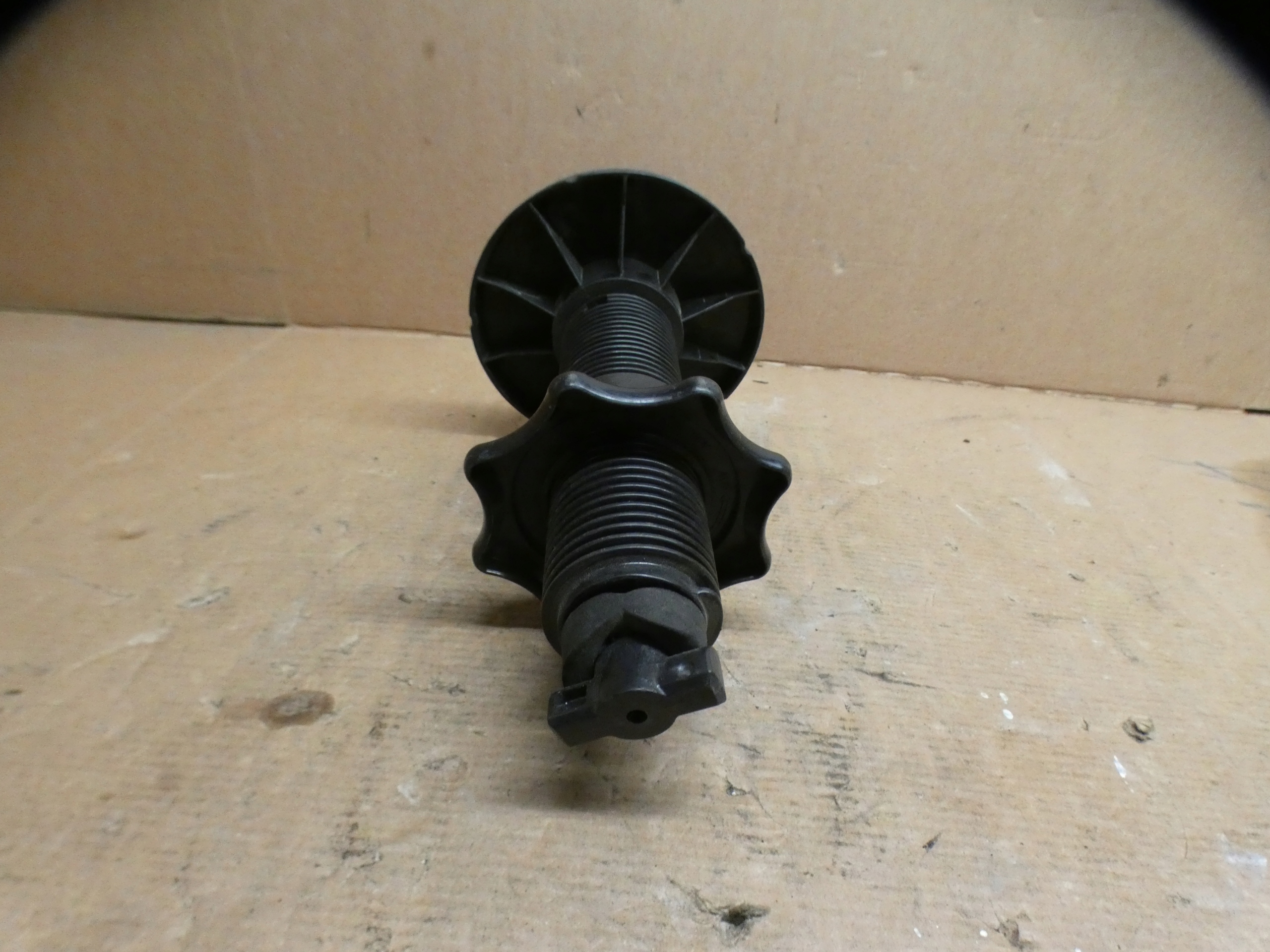 Volkswagen PASSAT B8 2020 Support plaque Roues de la roue de secours