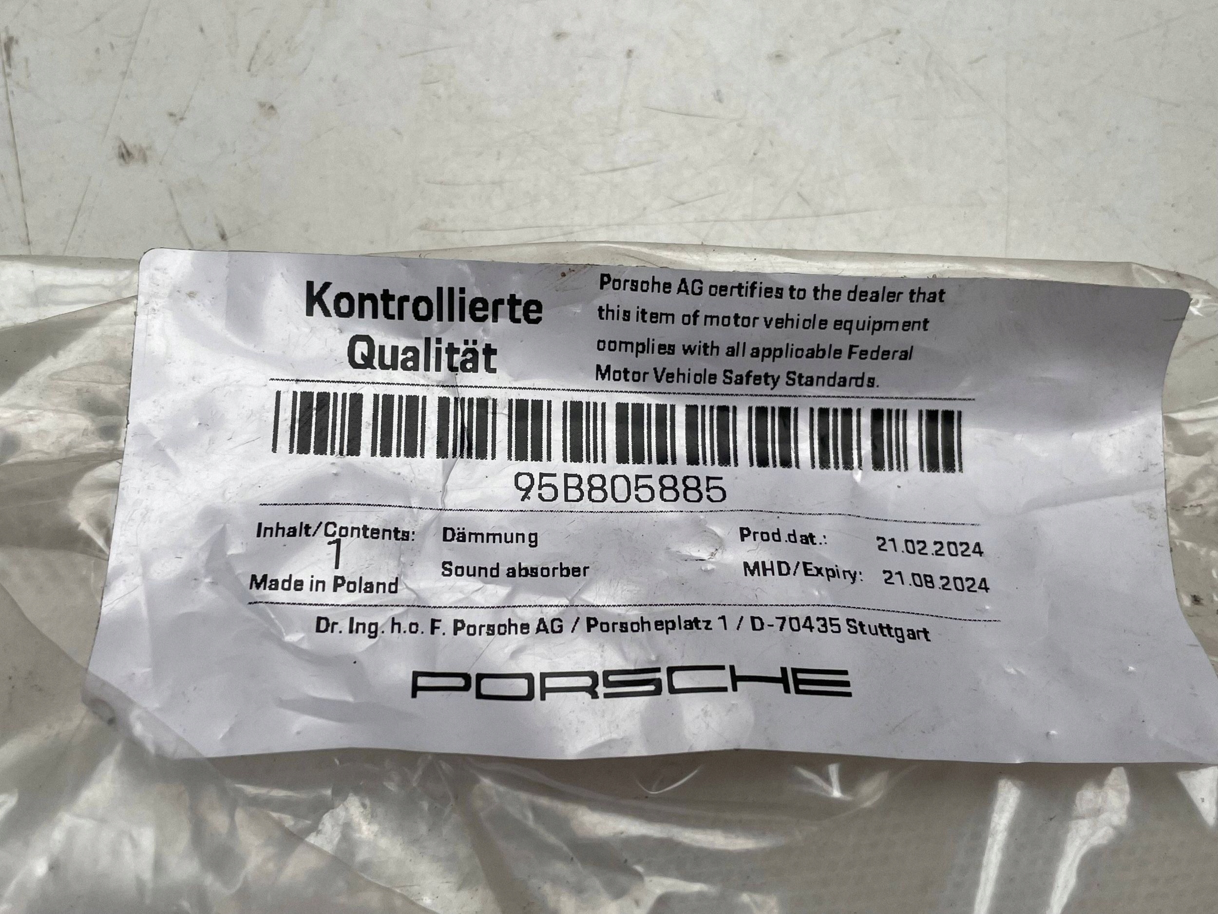 PORSCHE MACAN 95B hangszigetelő far hátsó bal 95B805885B !J