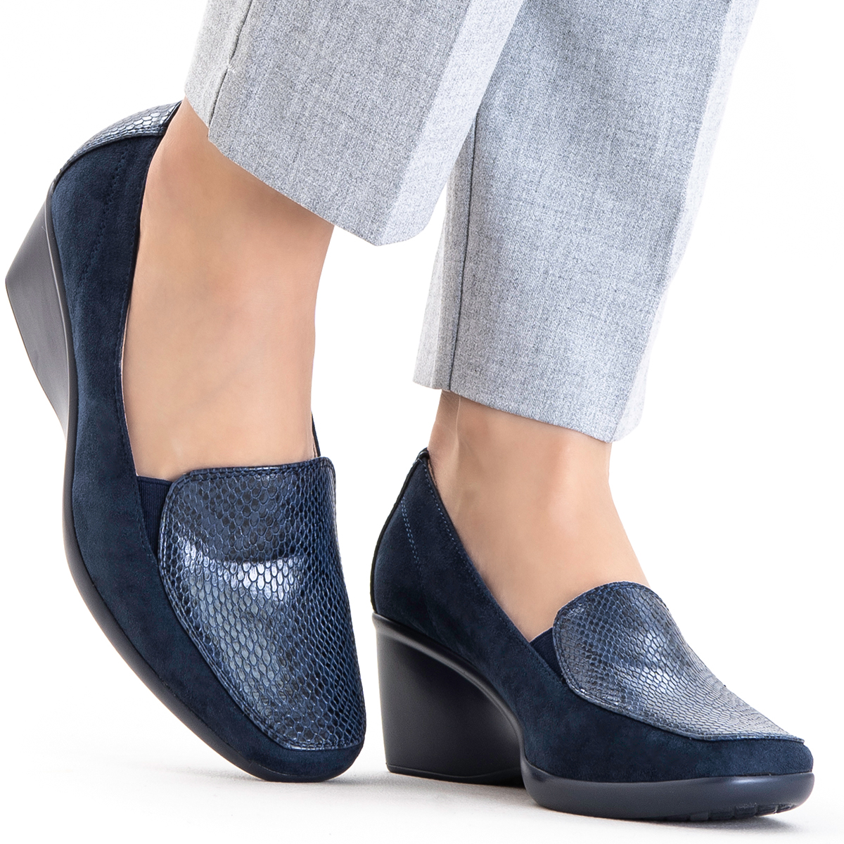 Polobotky Širší měkká stélka Kožené klínky Wojtyłko 39