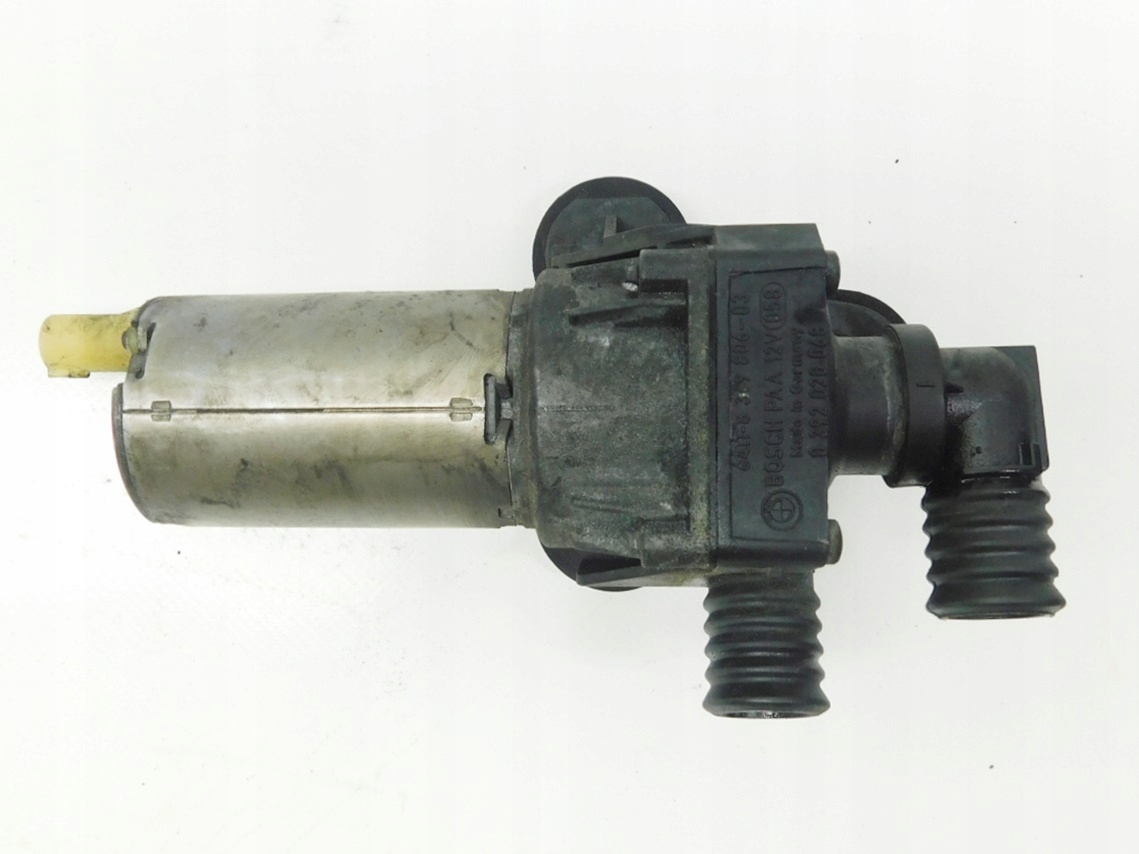 pumpa cirkulacije vode 8369806 0392020068 - BMW E90 2.0D