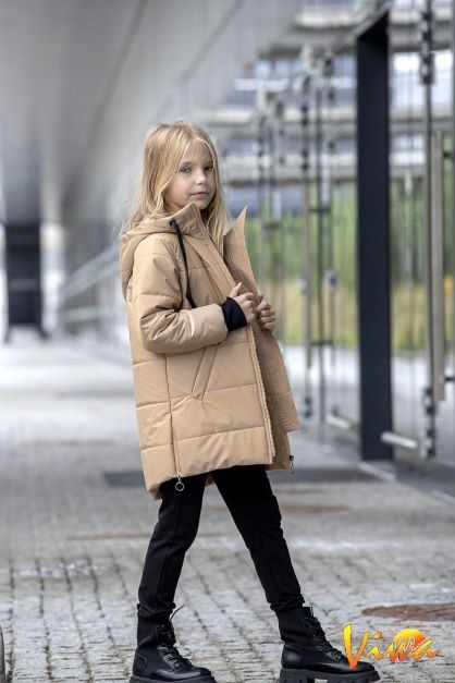 VIWA PIĘKNA KURTKA SATYNOWY BEŻ KAPTUR 134 Marka Inna marka